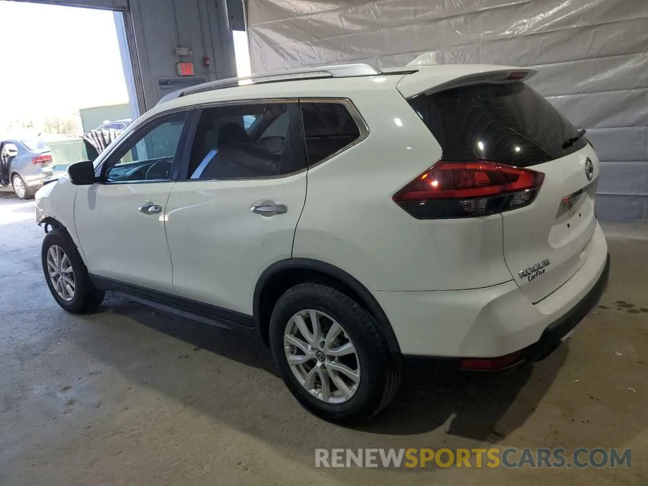2 Photograph of a damaged car JN8AT2MV5LW106382 NISSAN ROGUE 2020