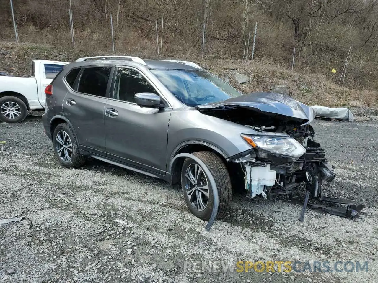 4 Photograph of a damaged car JN8AT2MV5LW122310 NISSAN ROGUE 2020