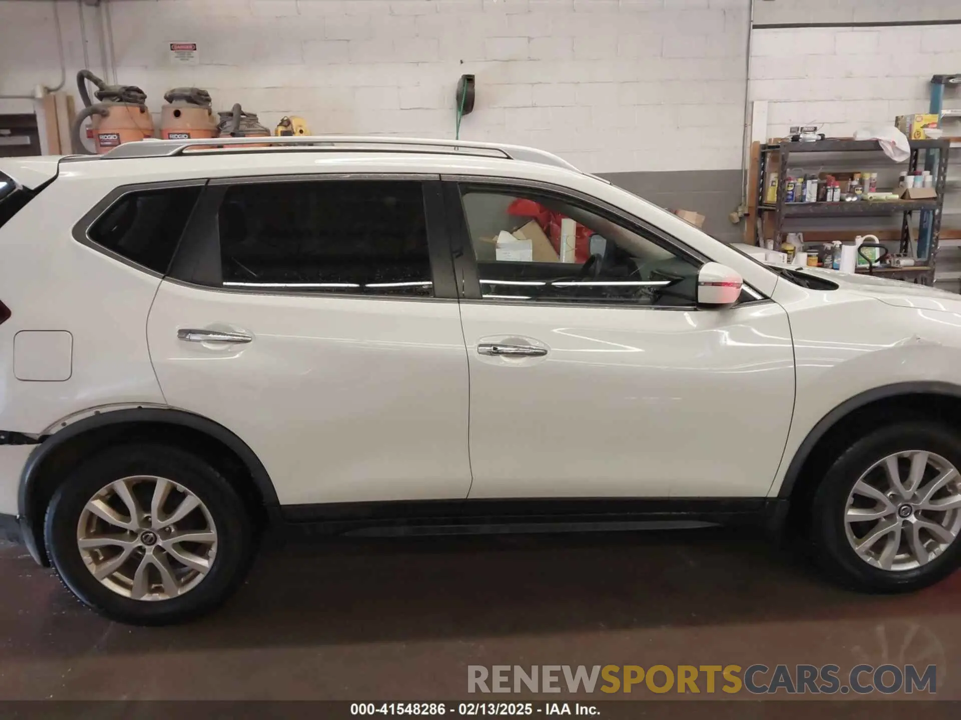 13 Photograph of a damaged car JN8AT2MV5LW124638 NISSAN ROGUE 2020