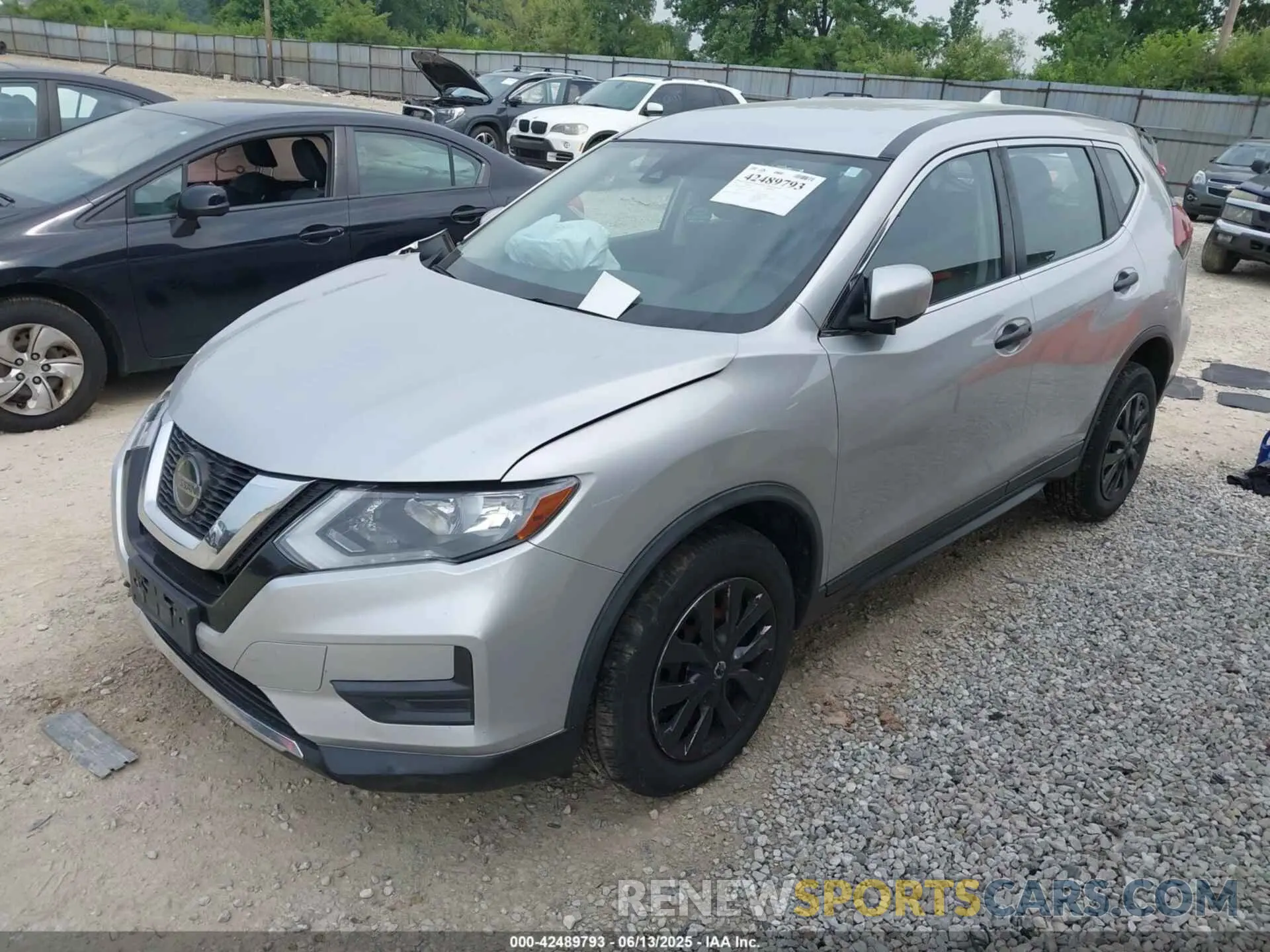 2 Photograph of a damaged car JN8AT2MV5LW138586 NISSAN ROGUE 2020