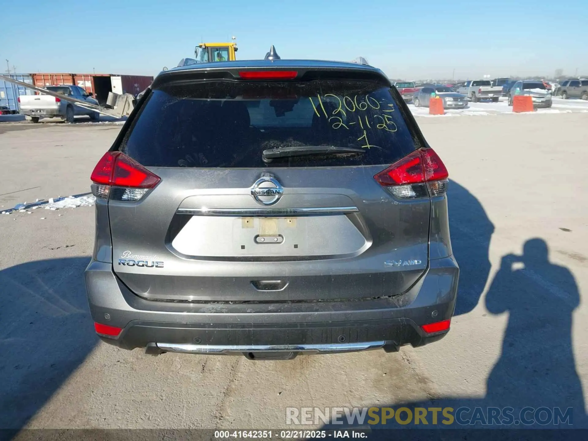 16 Photograph of a damaged car JN8AT2MV5LW144436 NISSAN ROGUE 2020