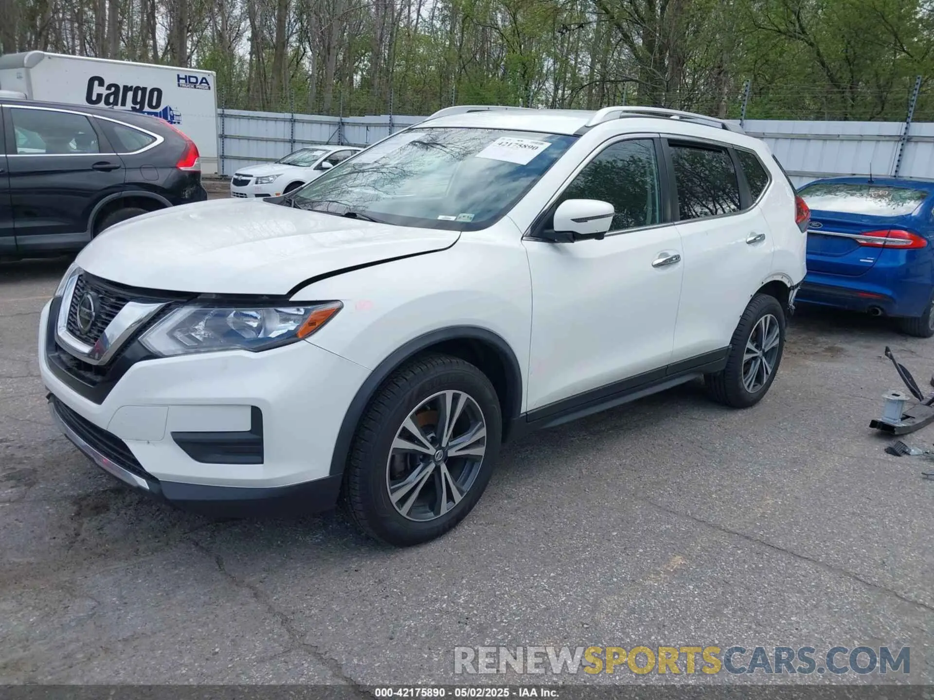 2 Photograph of a damaged car JN8AT2MV6LW138404 NISSAN ROGUE 2020