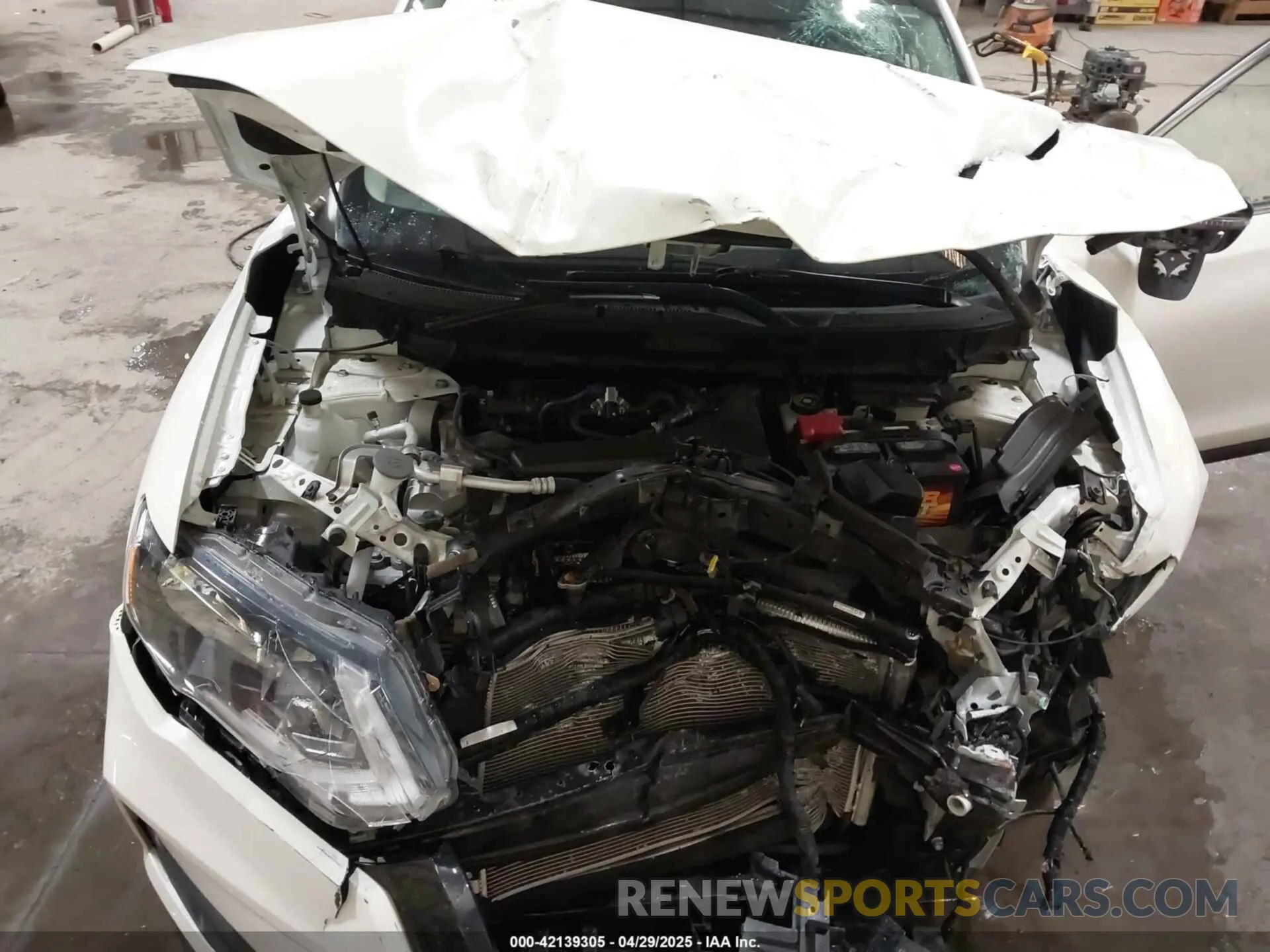 10 Photograph of a damaged car JN8AT2MV6LW140928 NISSAN ROGUE 2020