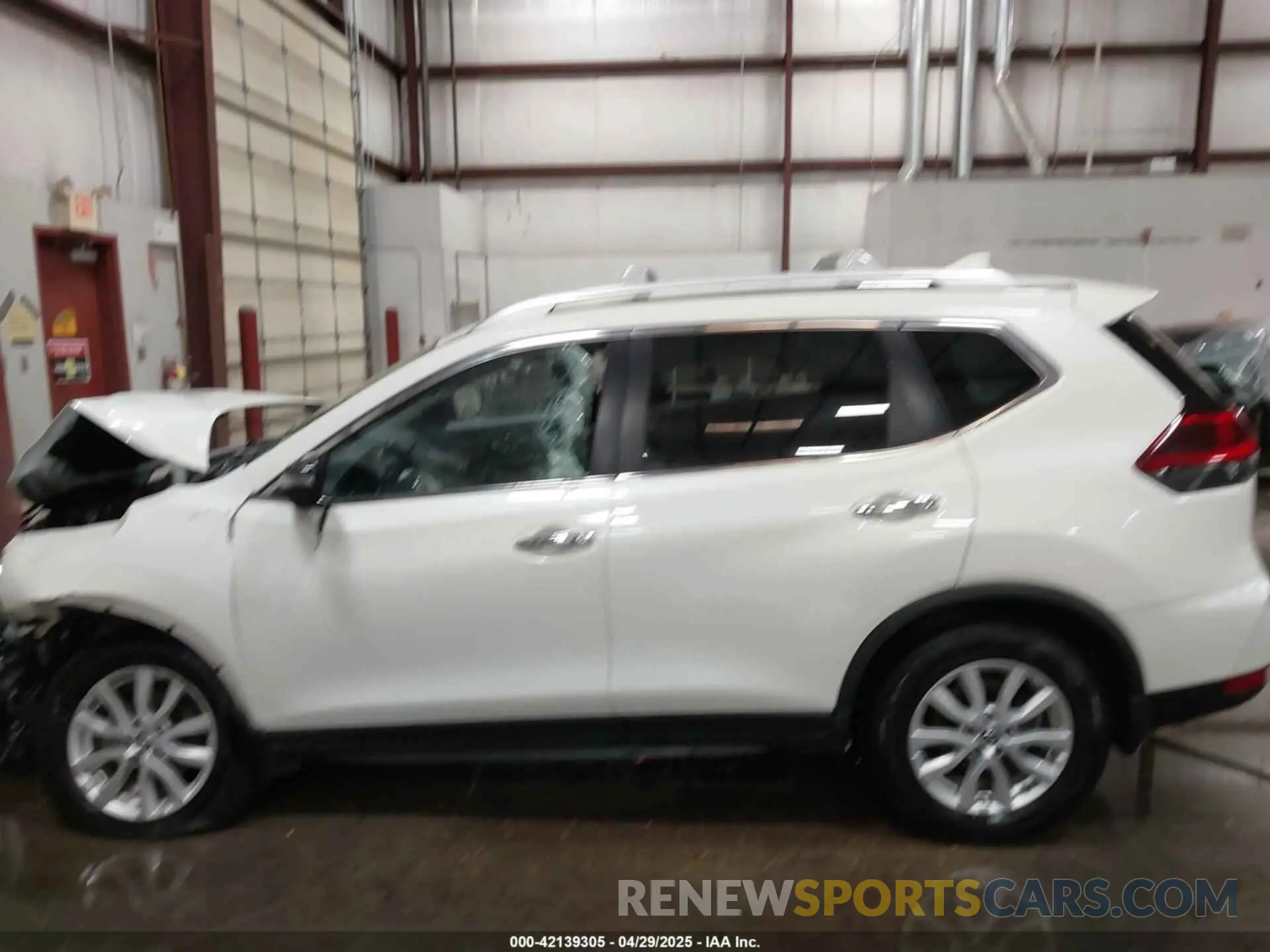 15 Photograph of a damaged car JN8AT2MV6LW140928 NISSAN ROGUE 2020