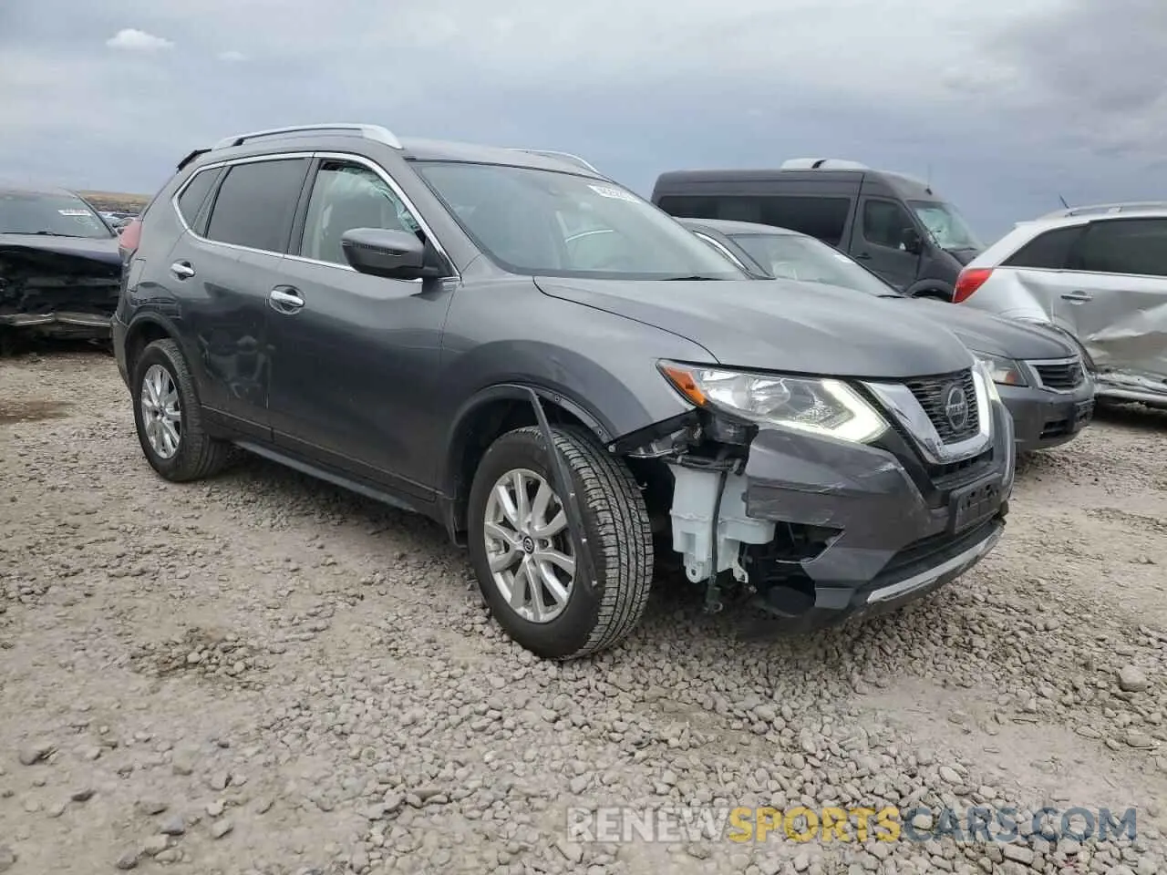 4 Photograph of a damaged car JN8AT2MV7LW135429 NISSAN ROGUE 2020
