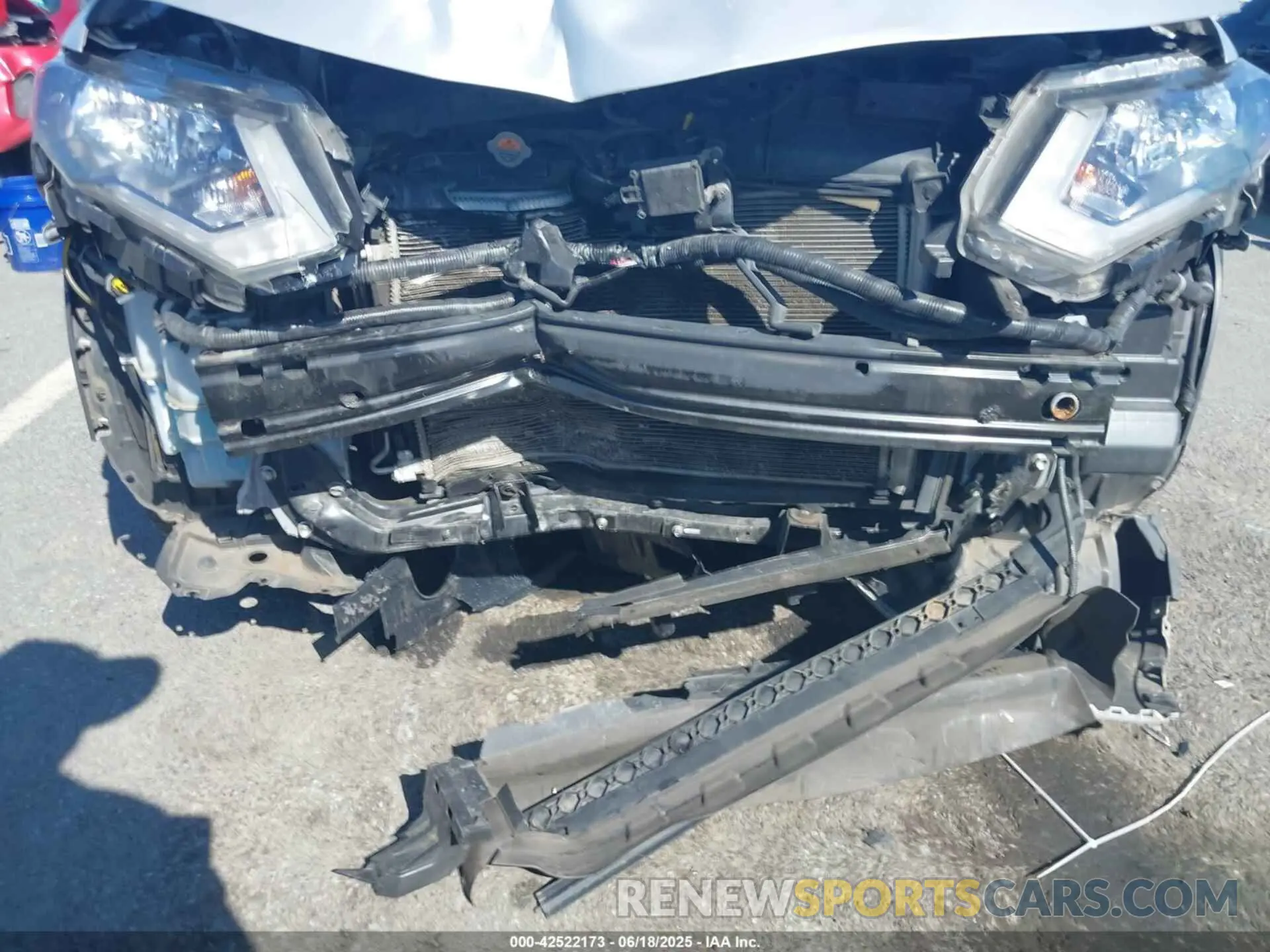 6 Photograph of a damaged car JN8AT2MV8LW104092 NISSAN ROGUE 2020