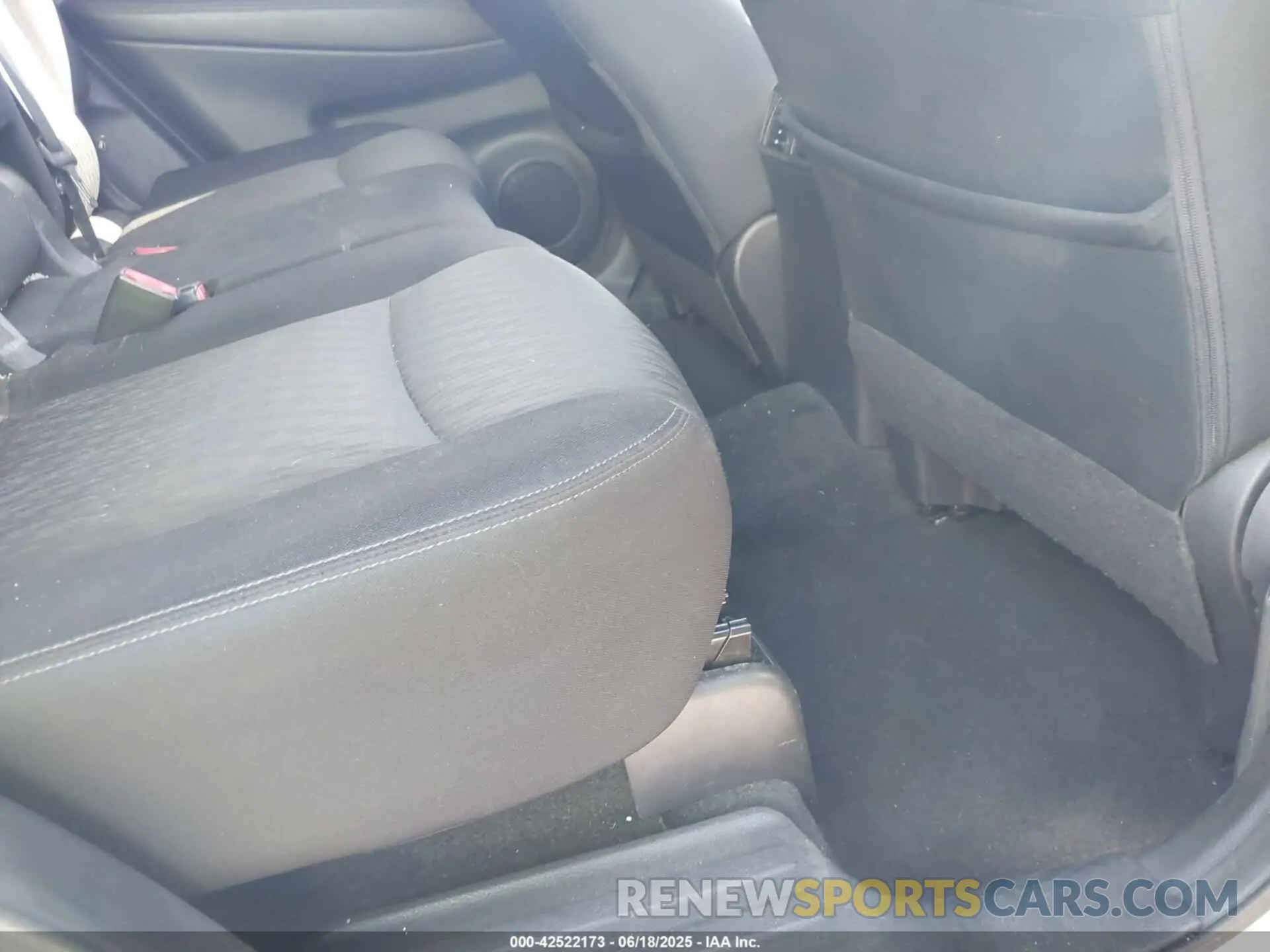 8 Photograph of a damaged car JN8AT2MV8LW104092 NISSAN ROGUE 2020