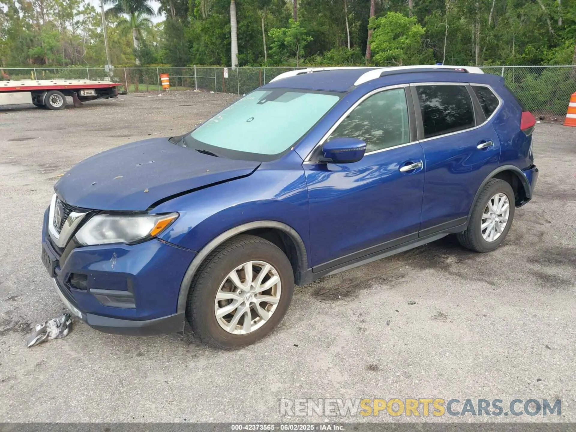 2 Photograph of a damaged car JN8AT2MV8LW109292 NISSAN ROGUE 2020