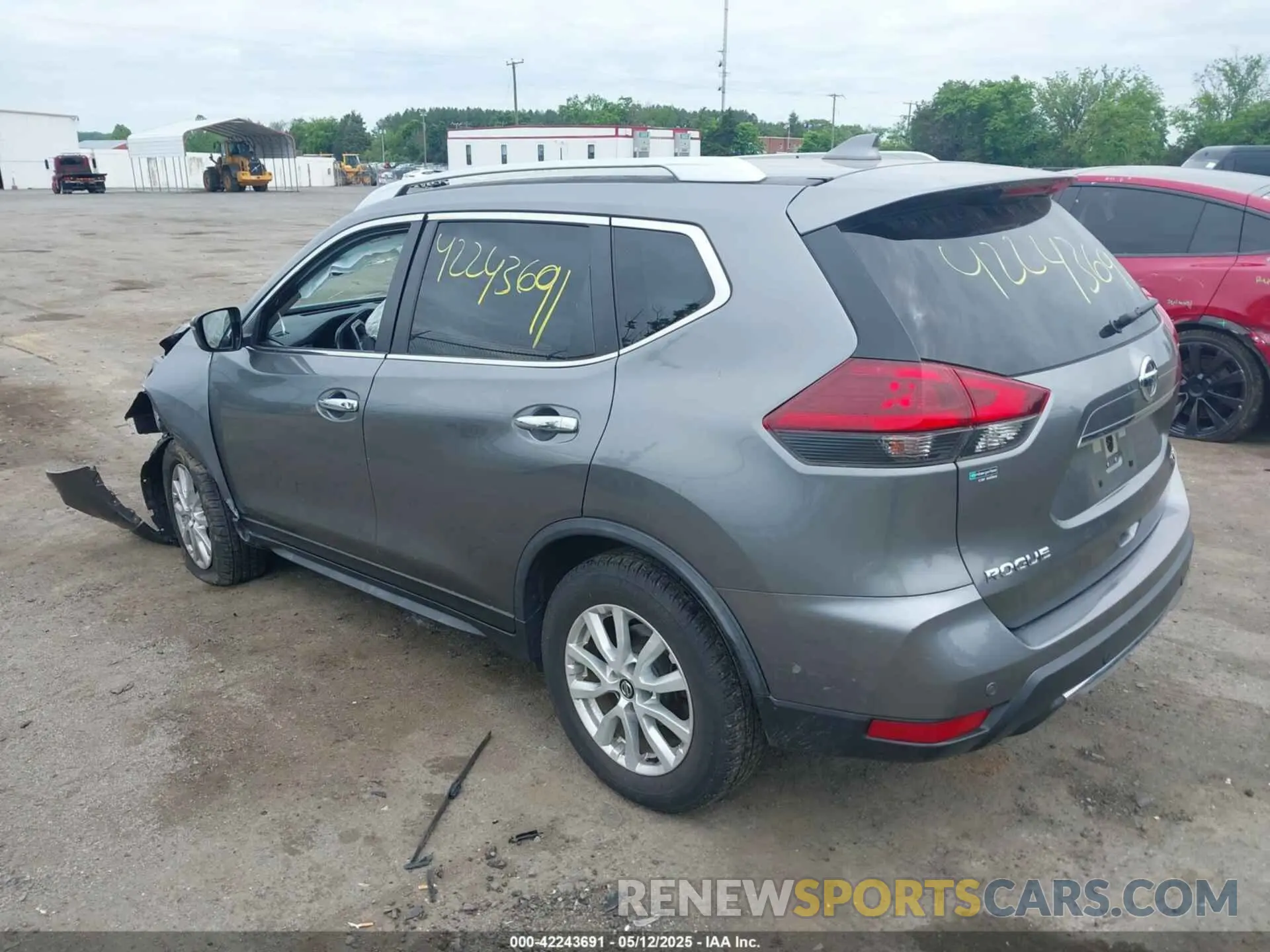 3 Photograph of a damaged car JN8AT2MV8LW109759 NISSAN ROGUE 2020