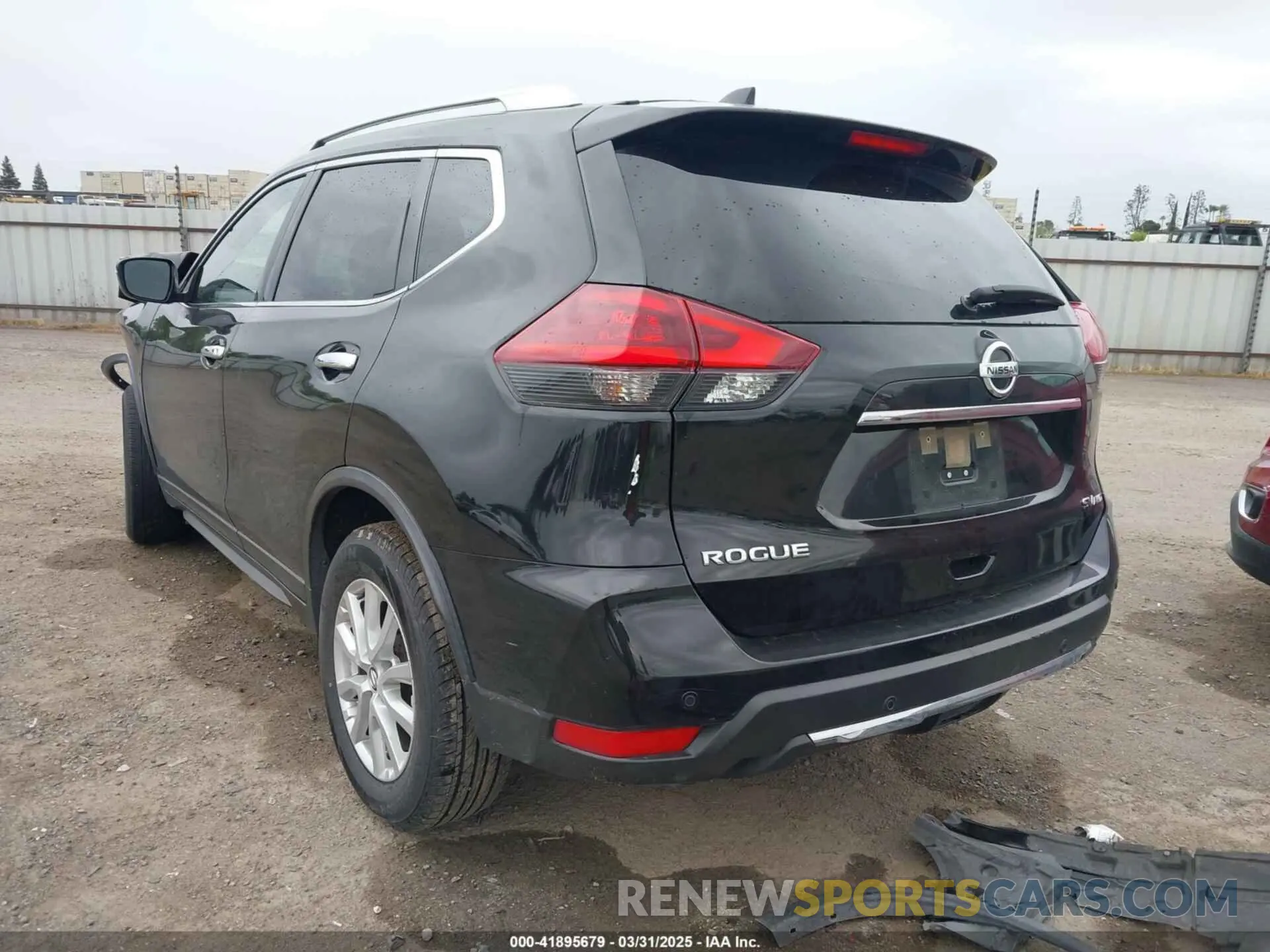 3 Photograph of a damaged car JN8AT2MV8LW122981 NISSAN ROGUE 2020