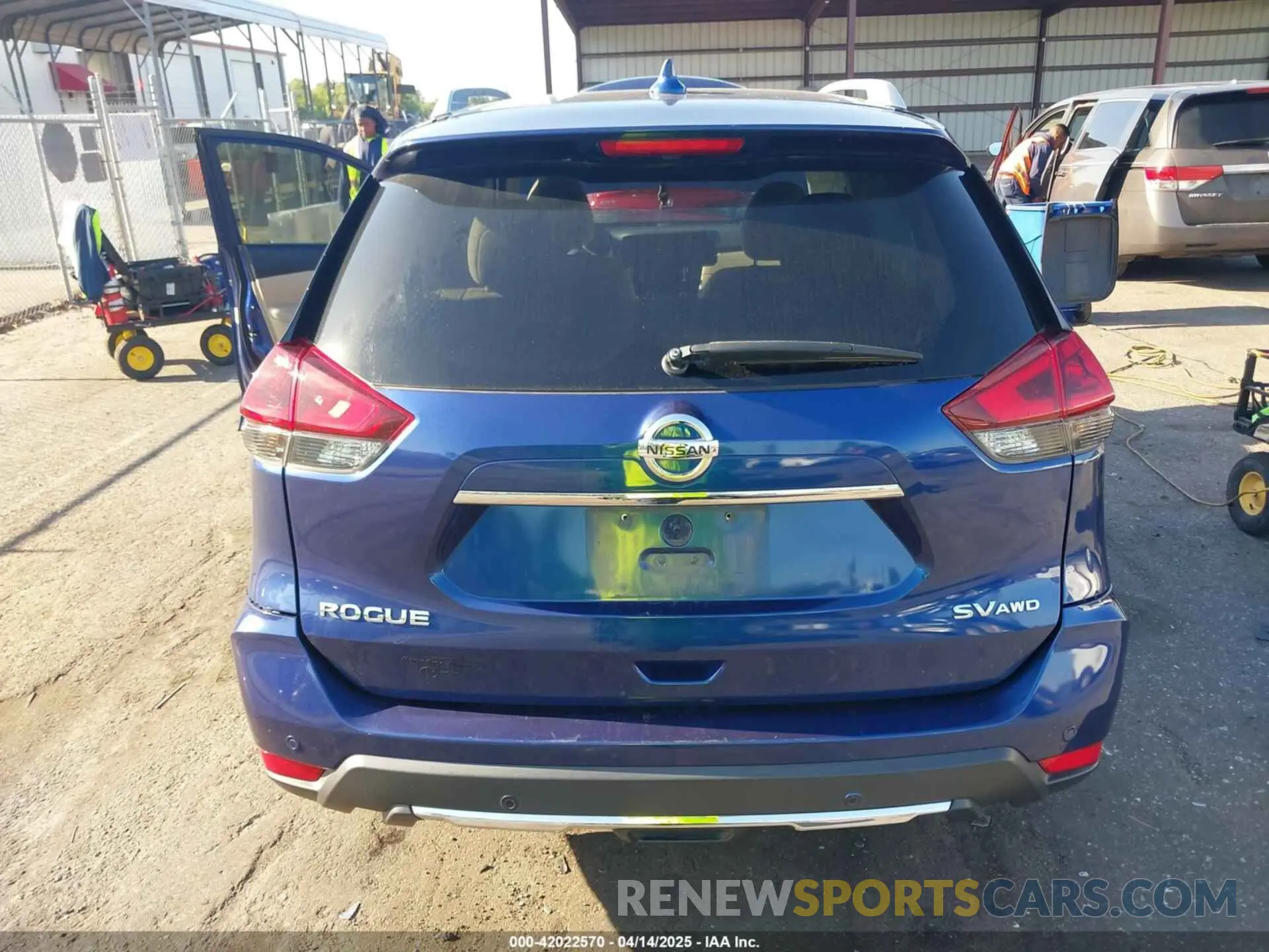 16 Photograph of a damaged car JN8AT2MV9LW104697 NISSAN ROGUE 2020