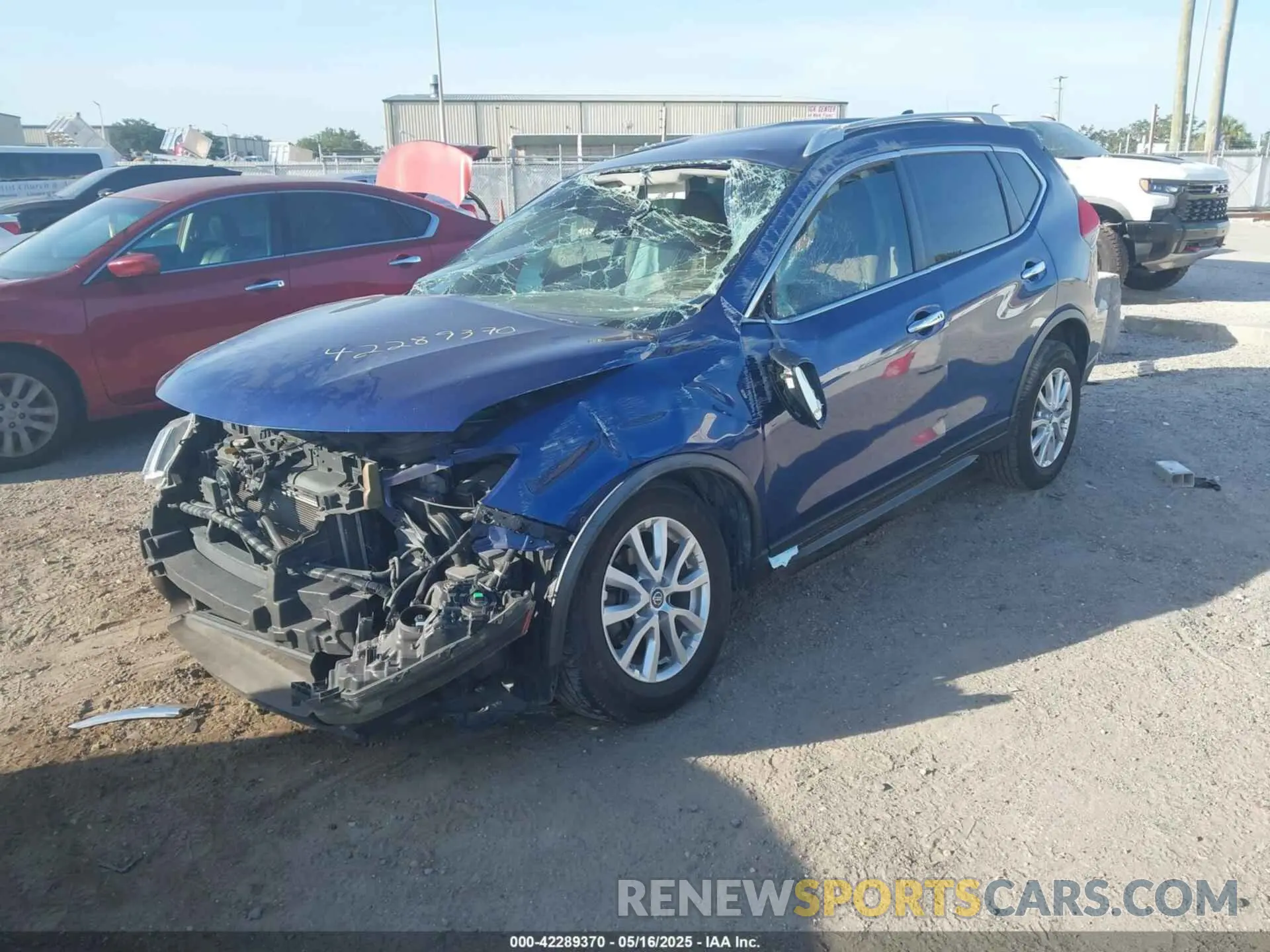 2 Photograph of a damaged car JN8AT2MV9LW104831 NISSAN ROGUE 2020