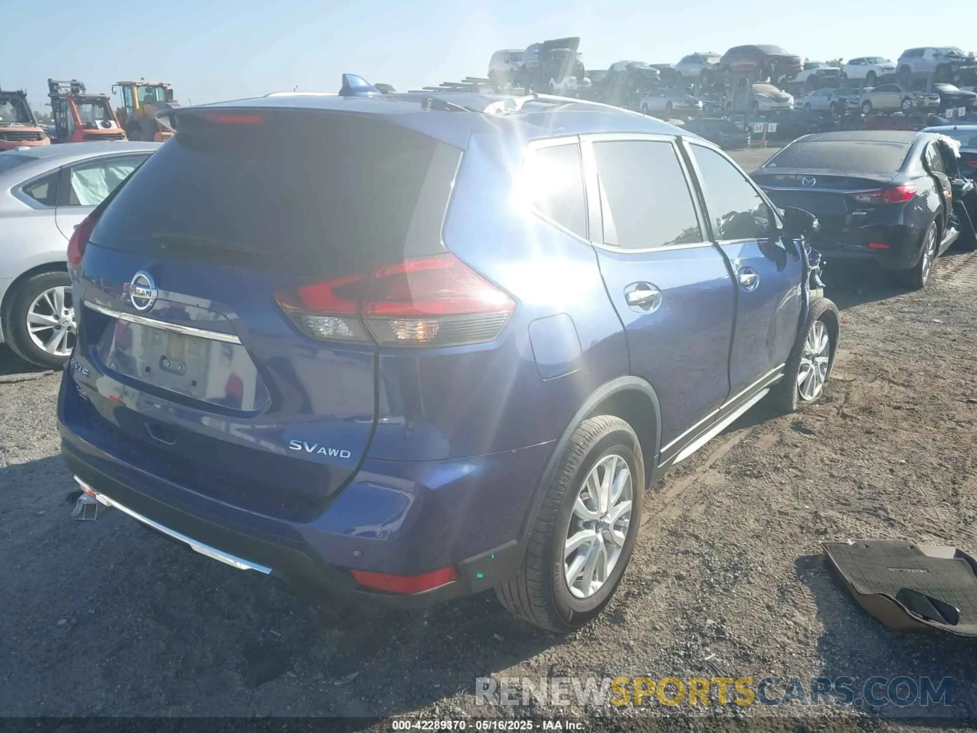4 Photograph of a damaged car JN8AT2MV9LW104831 NISSAN ROGUE 2020