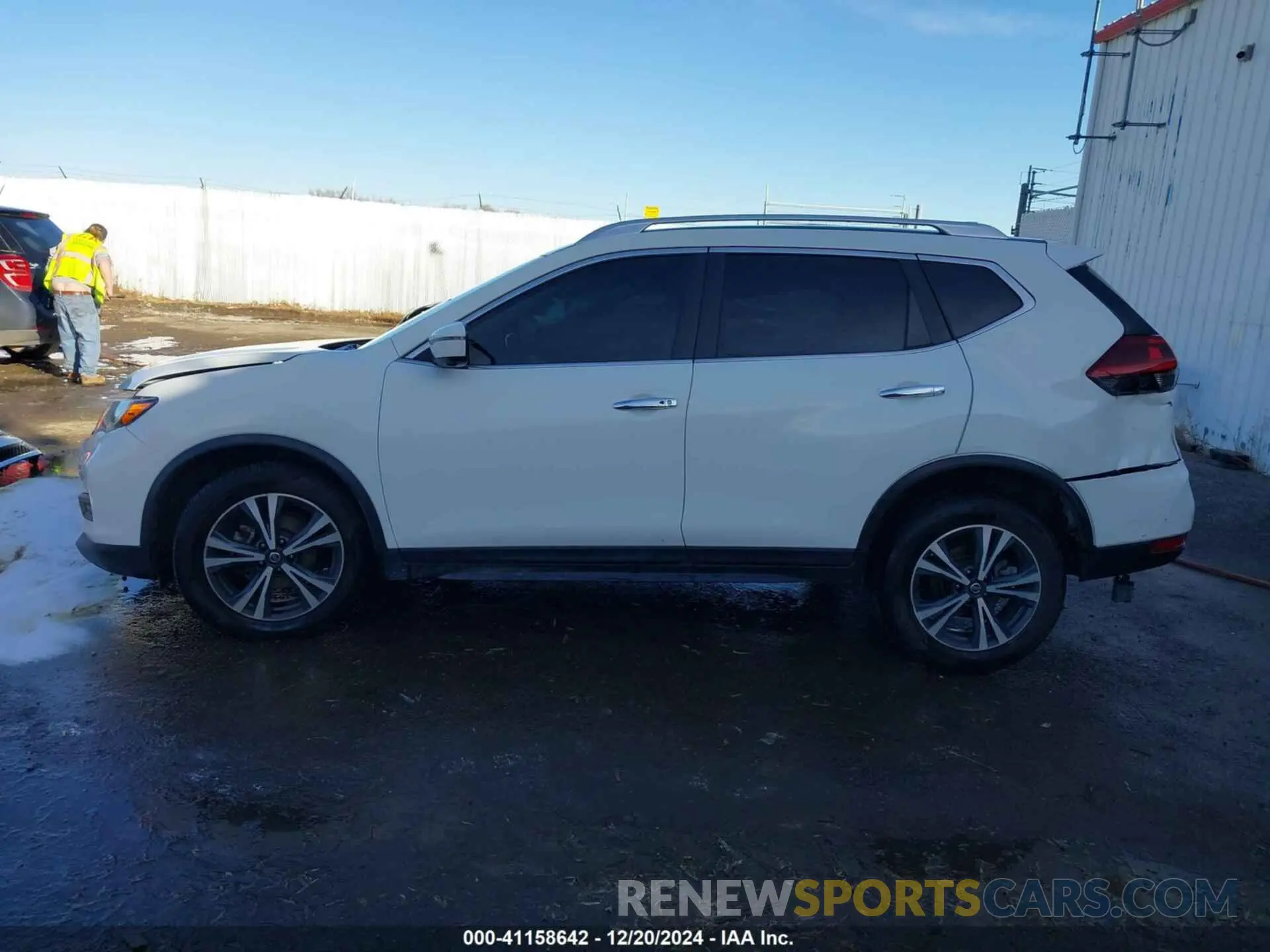 14 Photograph of a damaged car JN8AT2MV9LW138882 NISSAN ROGUE 2020