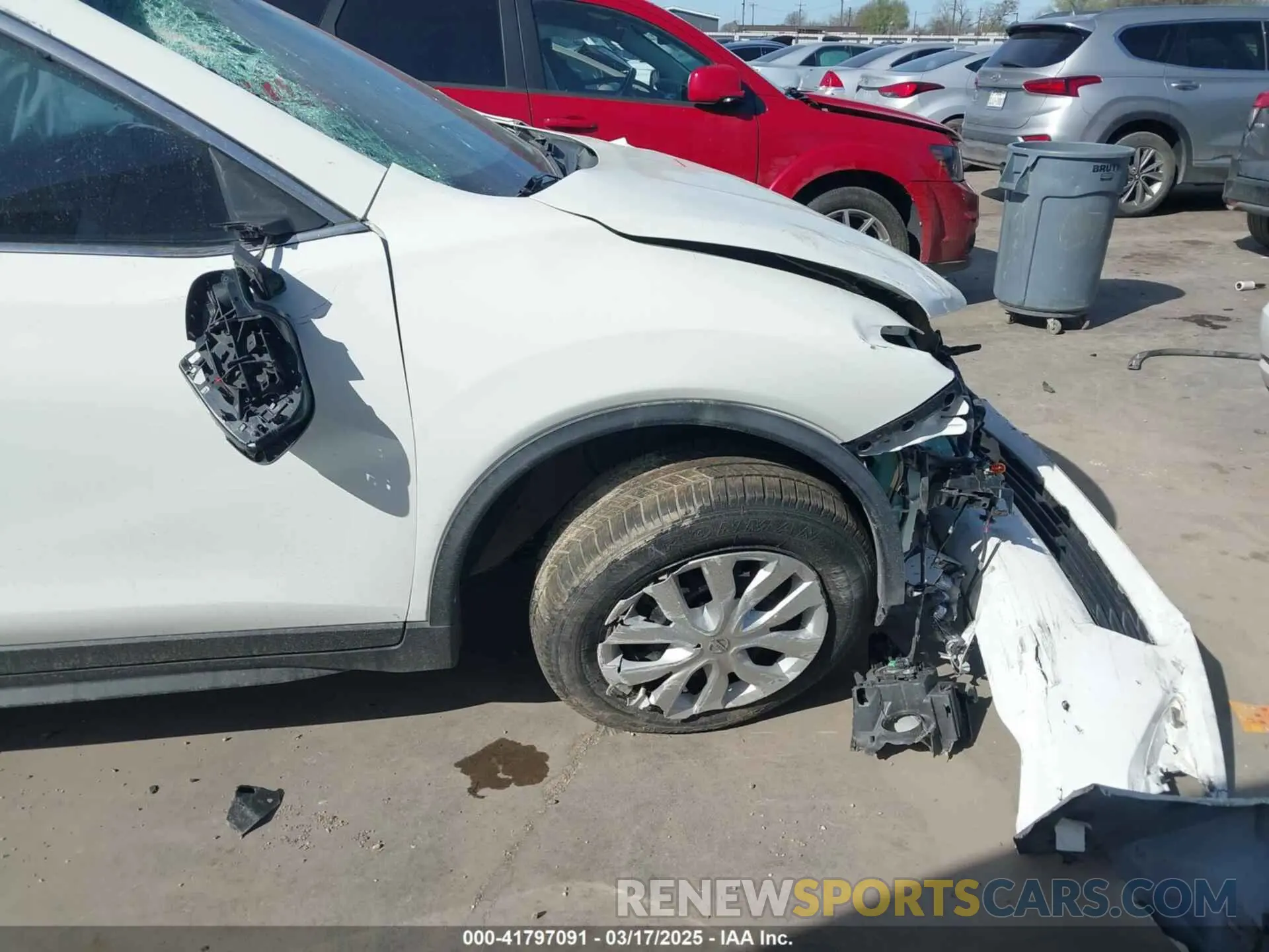 18 Photograph of a damaged car JN8AT2MV9LW139224 NISSAN ROGUE 2020