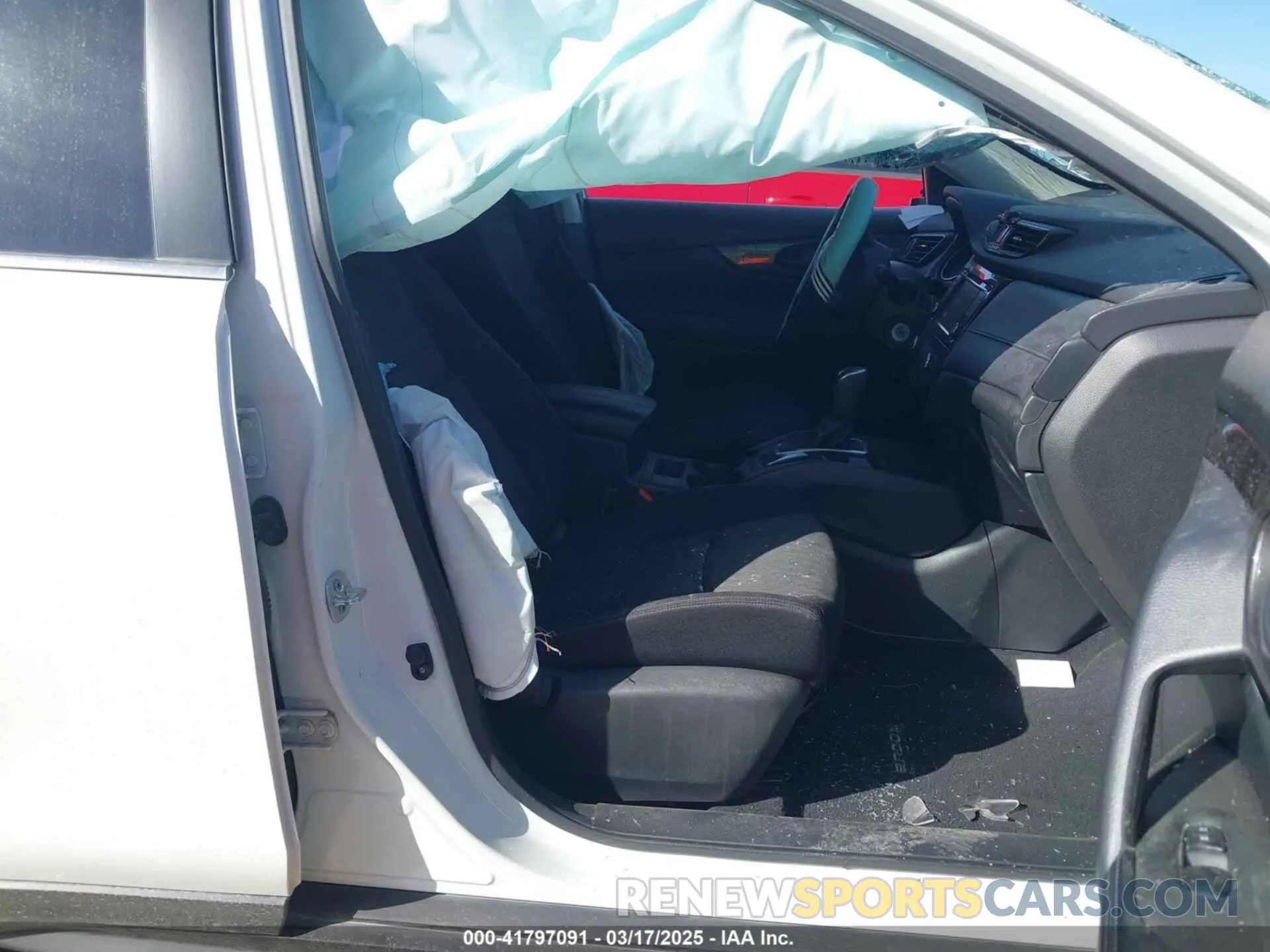 5 Photograph of a damaged car JN8AT2MV9LW139224 NISSAN ROGUE 2020