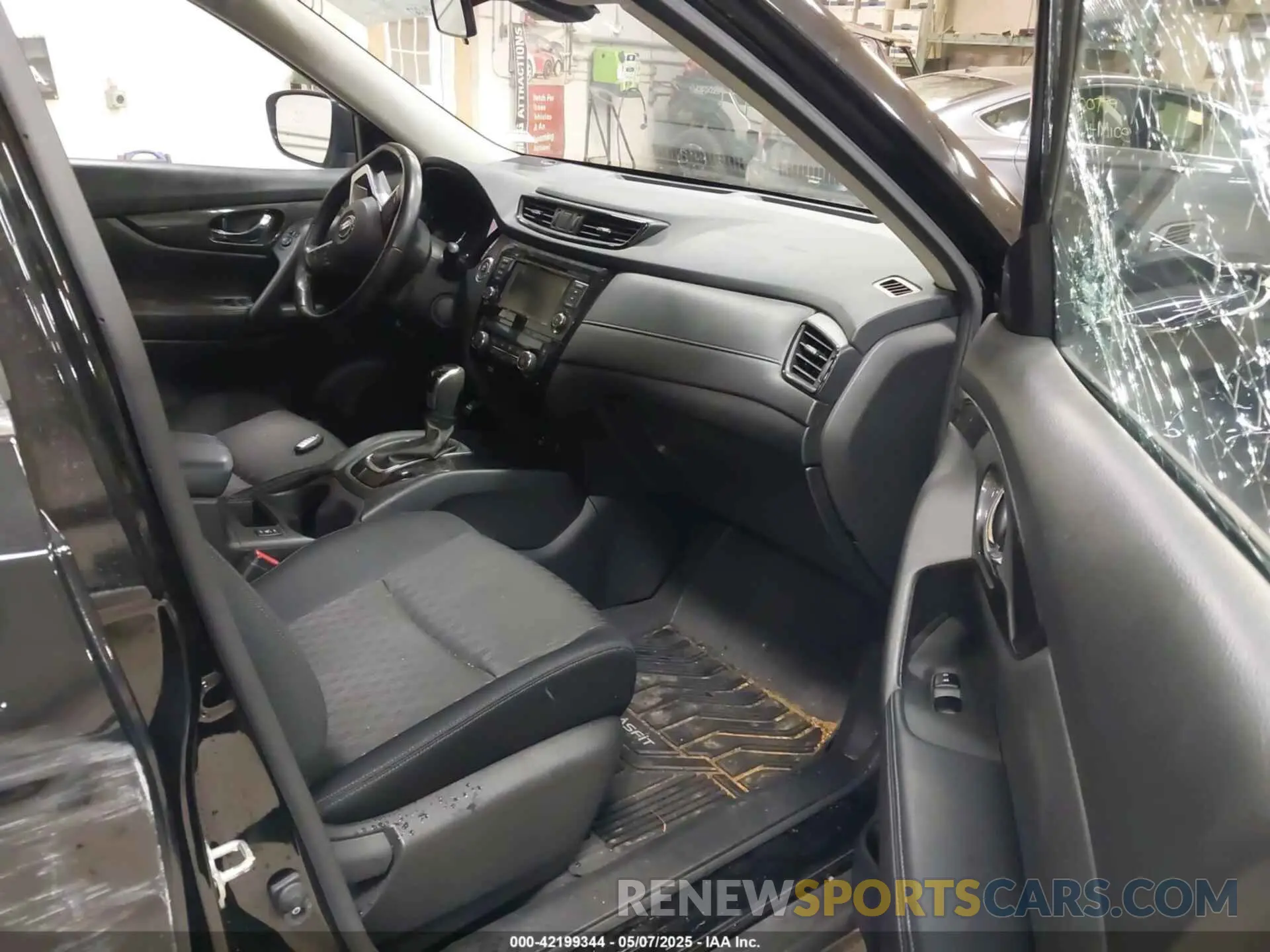 5 Photograph of a damaged car JN8AT2MV9LW140888 NISSAN ROGUE 2020