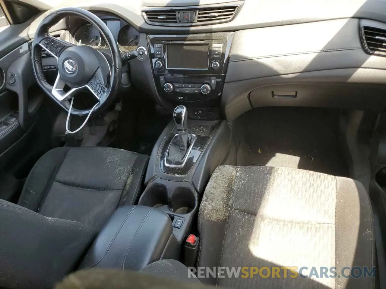 8 Photograph of a damaged car JN8AT2MVXLW106720 NISSAN ROGUE 2020