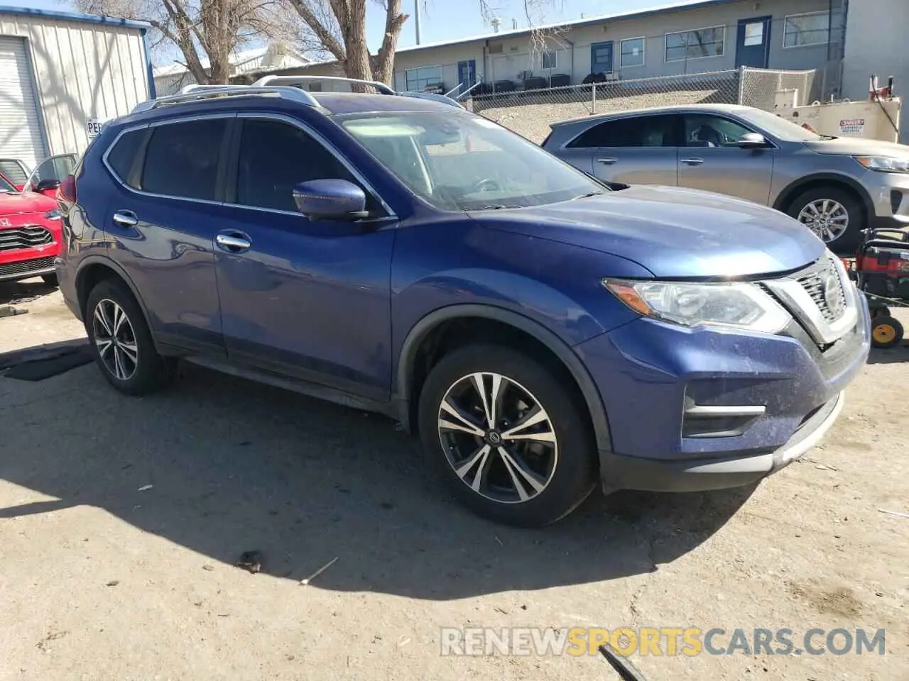 4 Photograph of a damaged car JN8AT2MVXLW115157 NISSAN ROGUE 2020