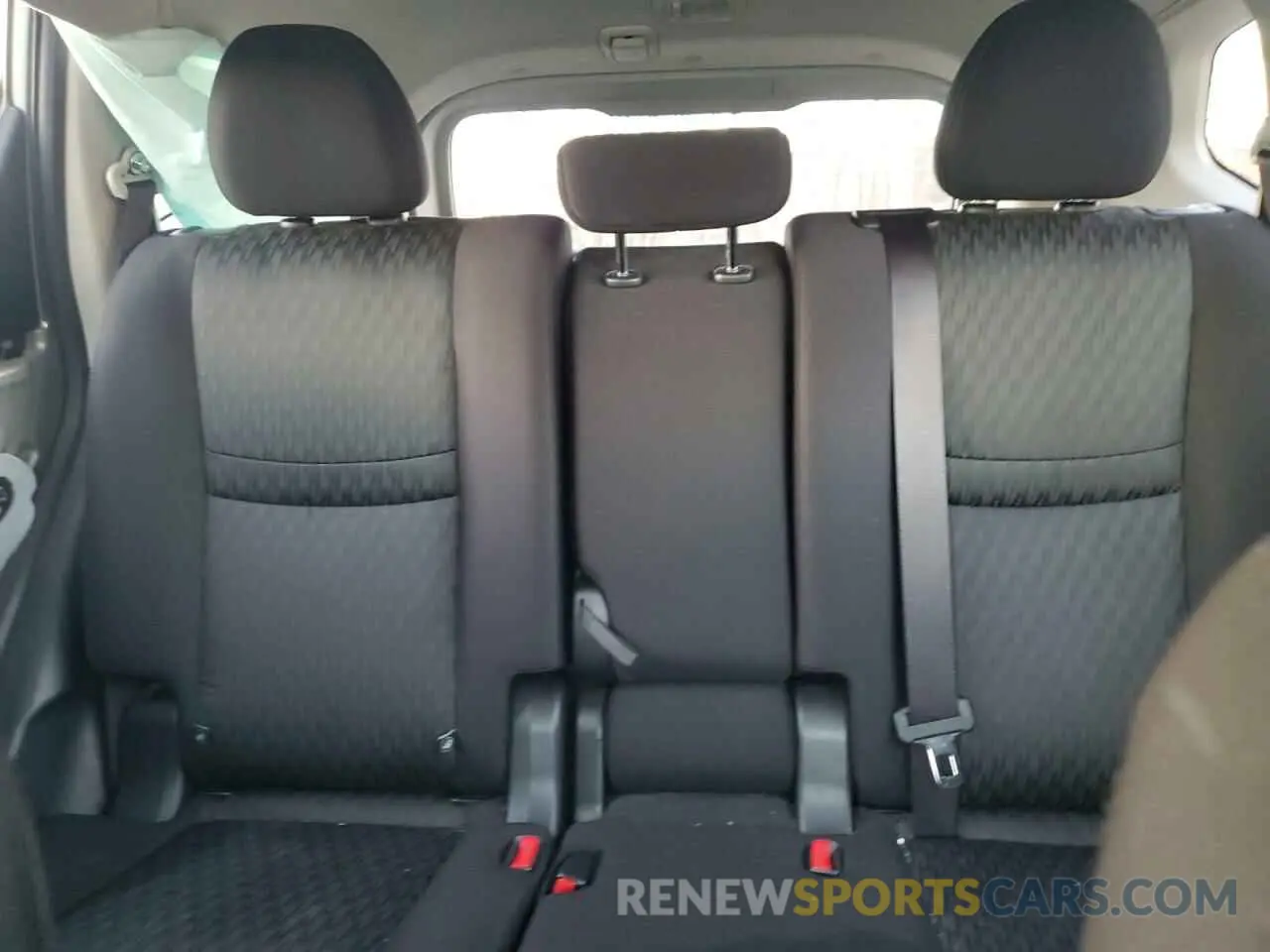 10 Photograph of a damaged car JN8AT2MVXLW116809 NISSAN ROGUE 2020