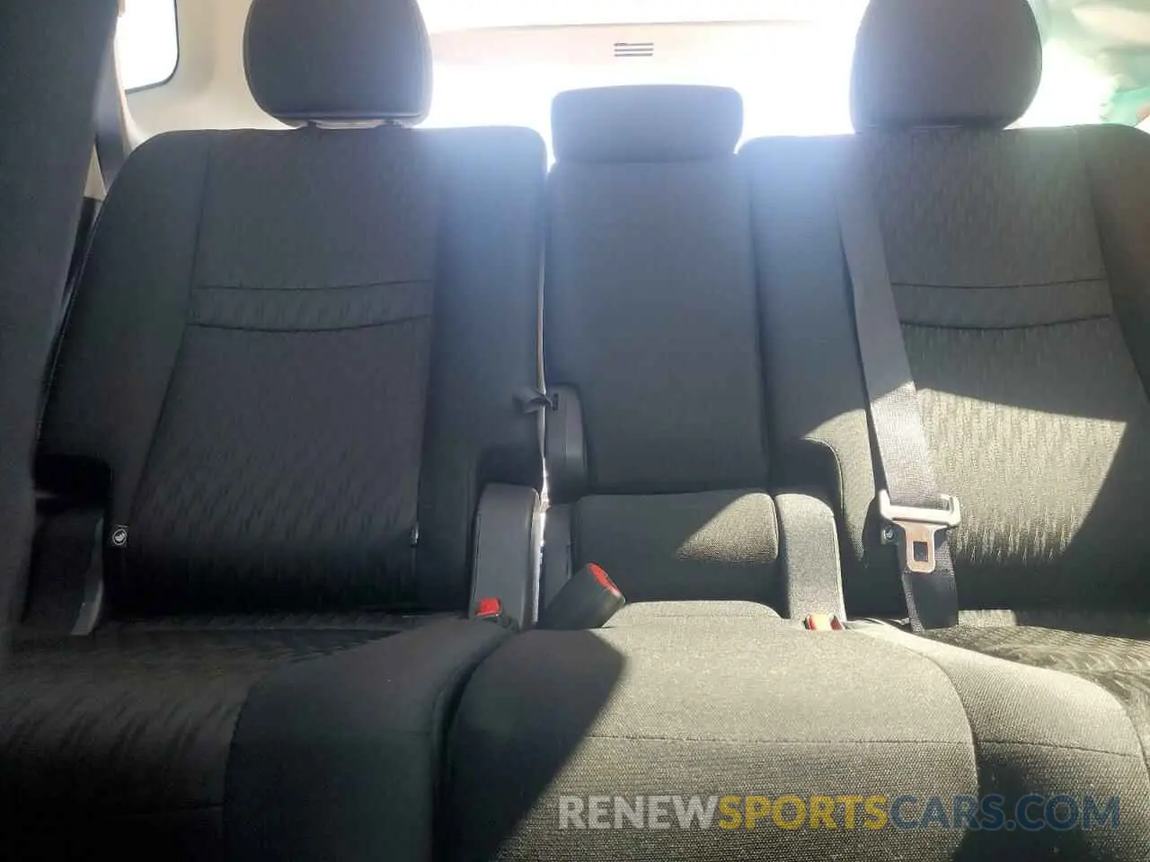10 Photograph of a damaged car KNMAT2MT0LP500151 NISSAN ROGUE 2020