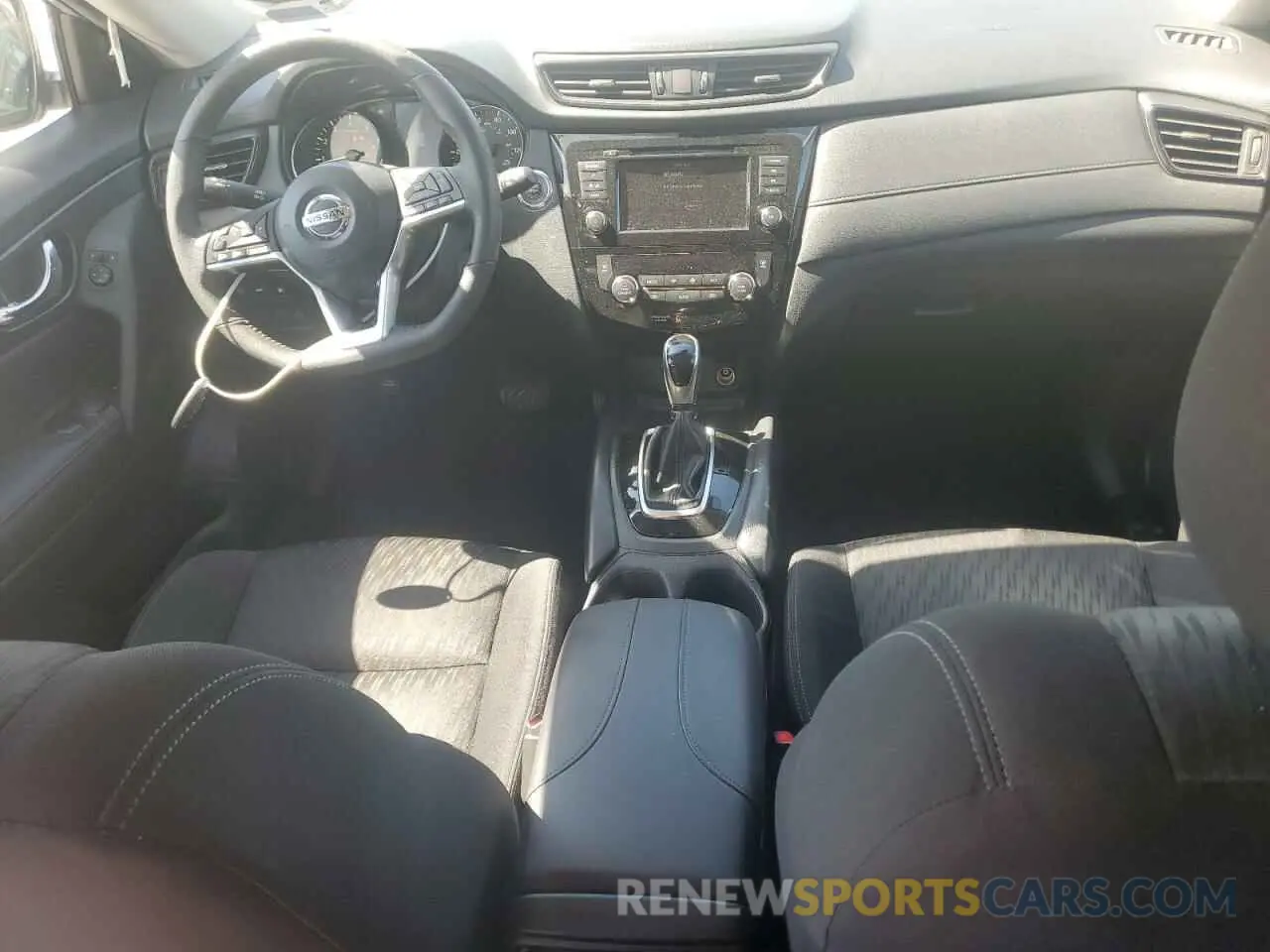 8 Photograph of a damaged car KNMAT2MT0LP500151 NISSAN ROGUE 2020