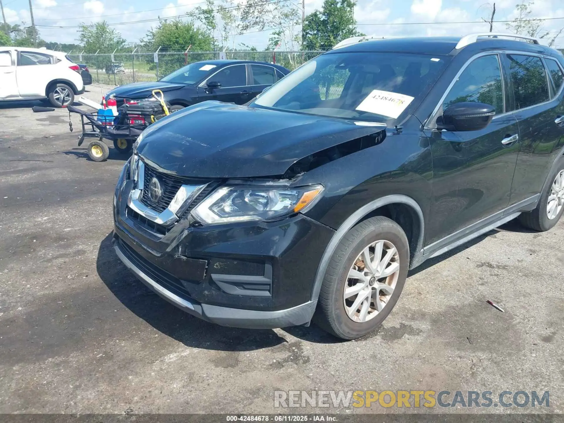 6 Photograph of a damaged car KNMAT2MT0LP507763 NISSAN ROGUE 2020