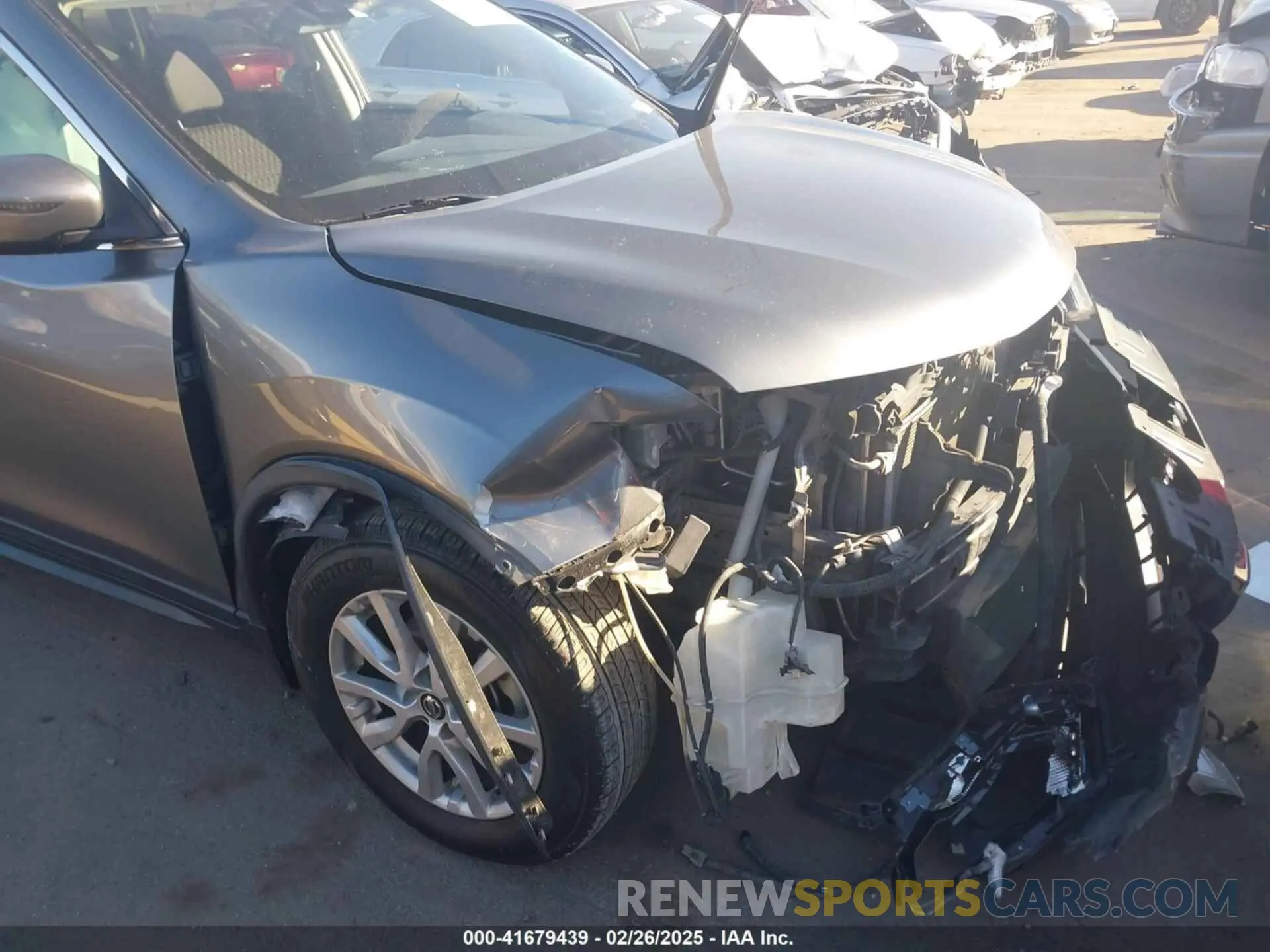 6 Photograph of a damaged car KNMAT2MT0LP521582 NISSAN ROGUE 2020