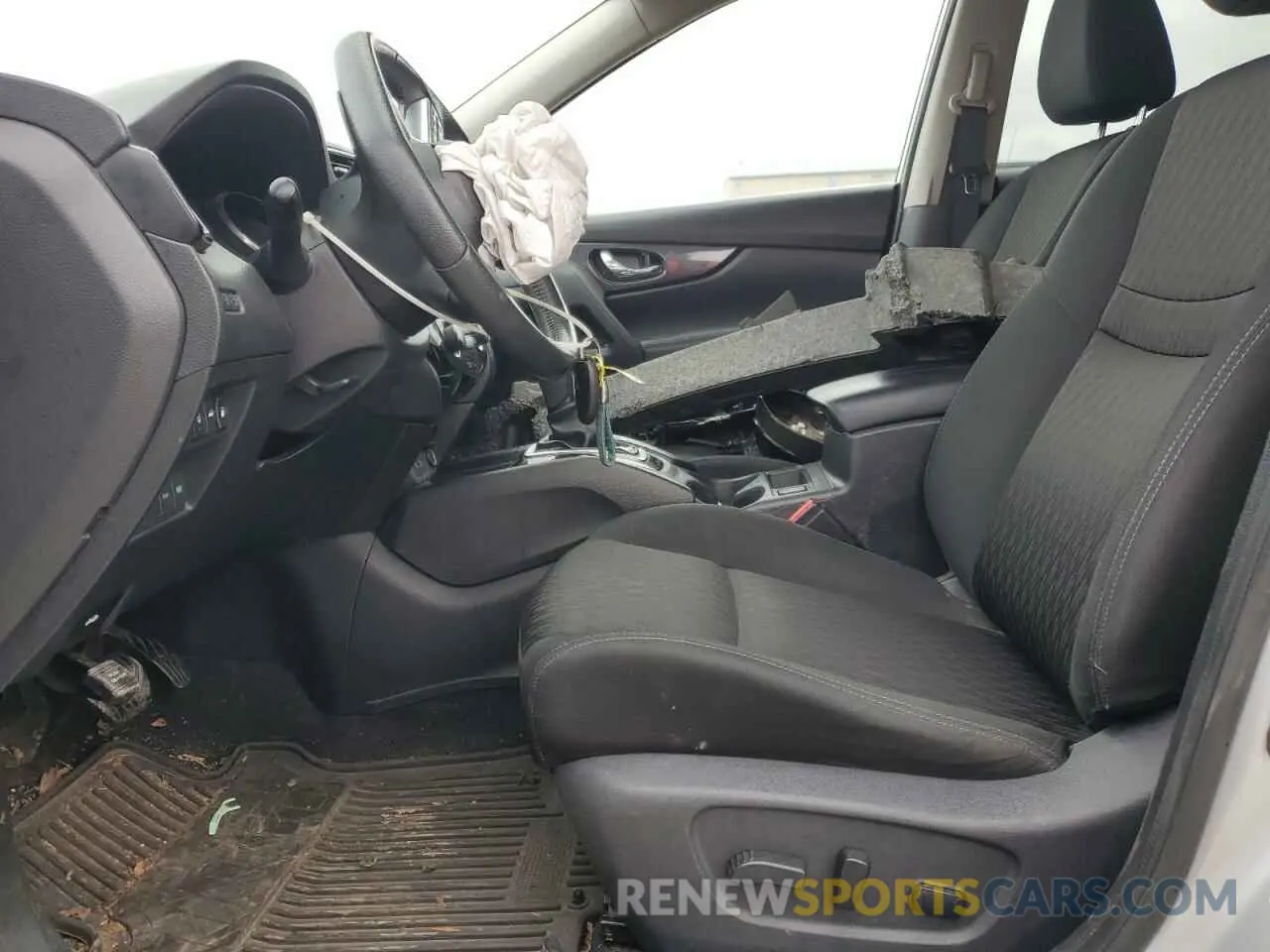 7 Photograph of a damaged car KNMAT2MT1LP514169 NISSAN ROGUE 2020