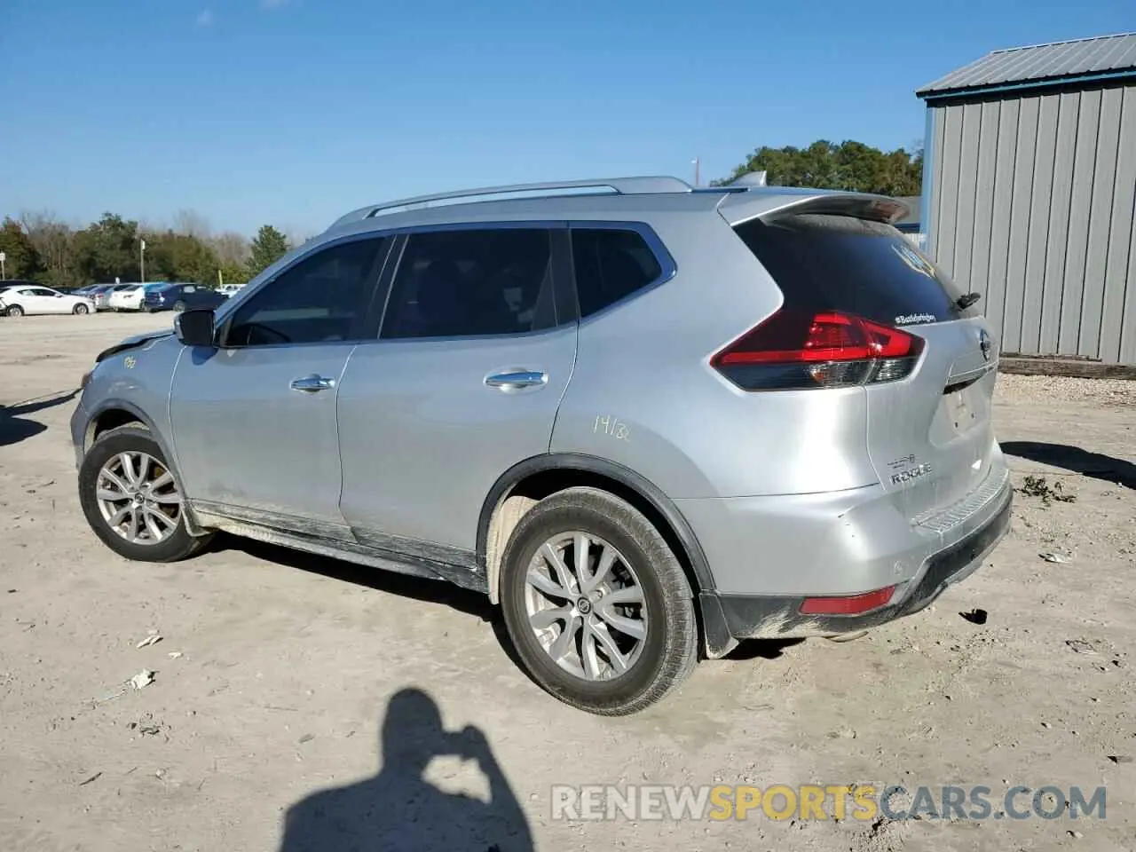 2 Photograph of a damaged car KNMAT2MT1LP523289 NISSAN ROGUE 2020