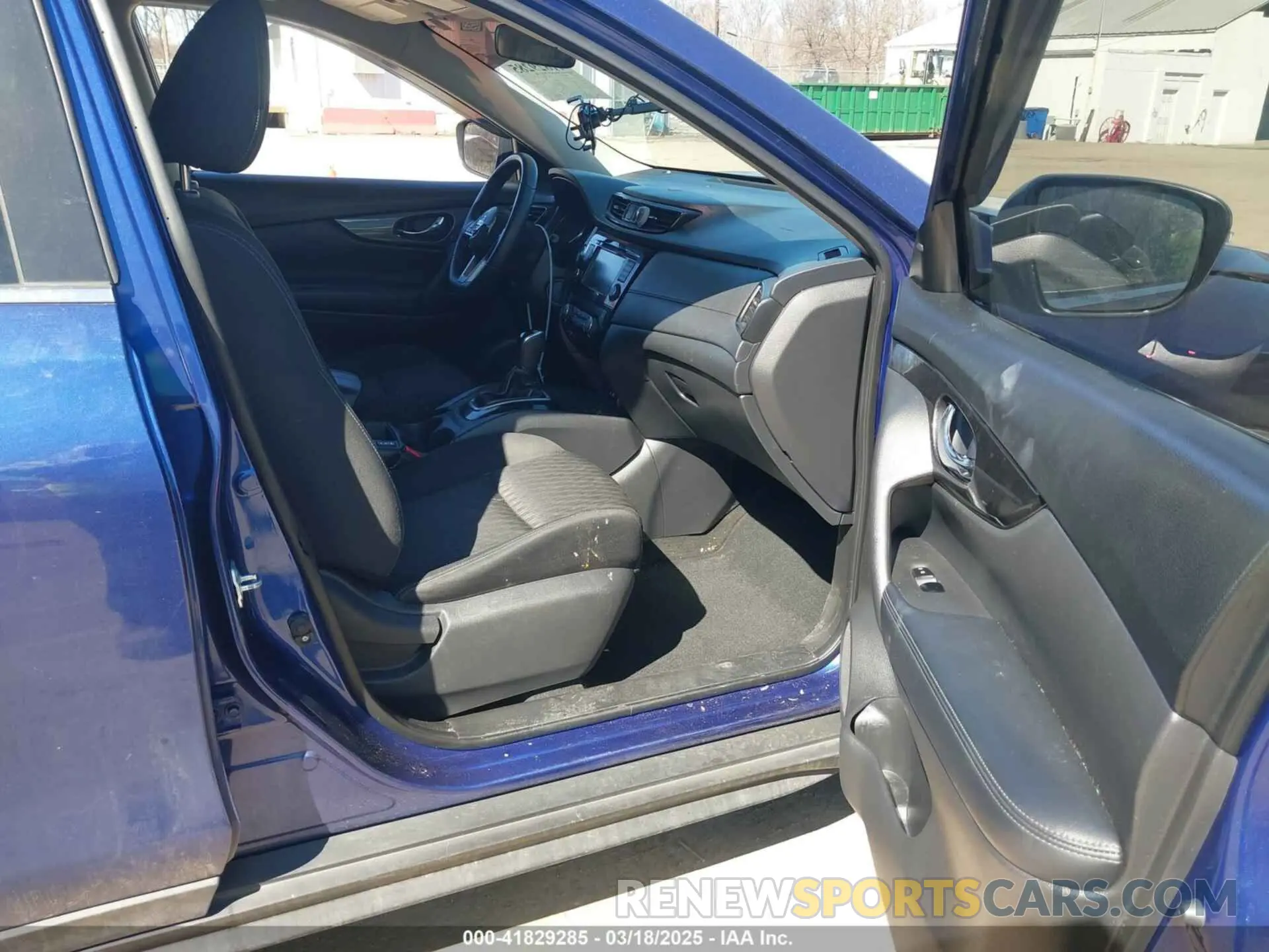 5 Photograph of a damaged car KNMAT2MT2LP511622 NISSAN ROGUE 2020