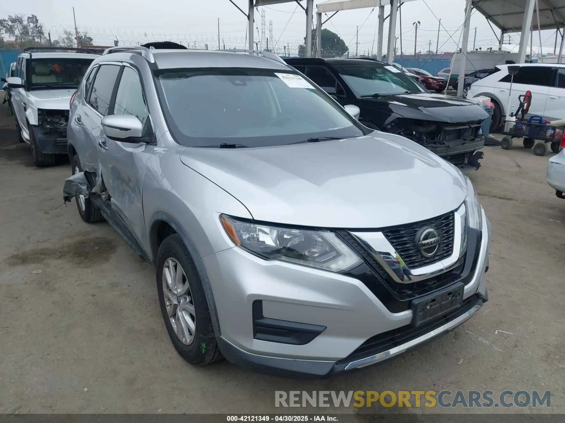 1 Photograph of a damaged car KNMAT2MT2LP518277 NISSAN ROGUE 2020