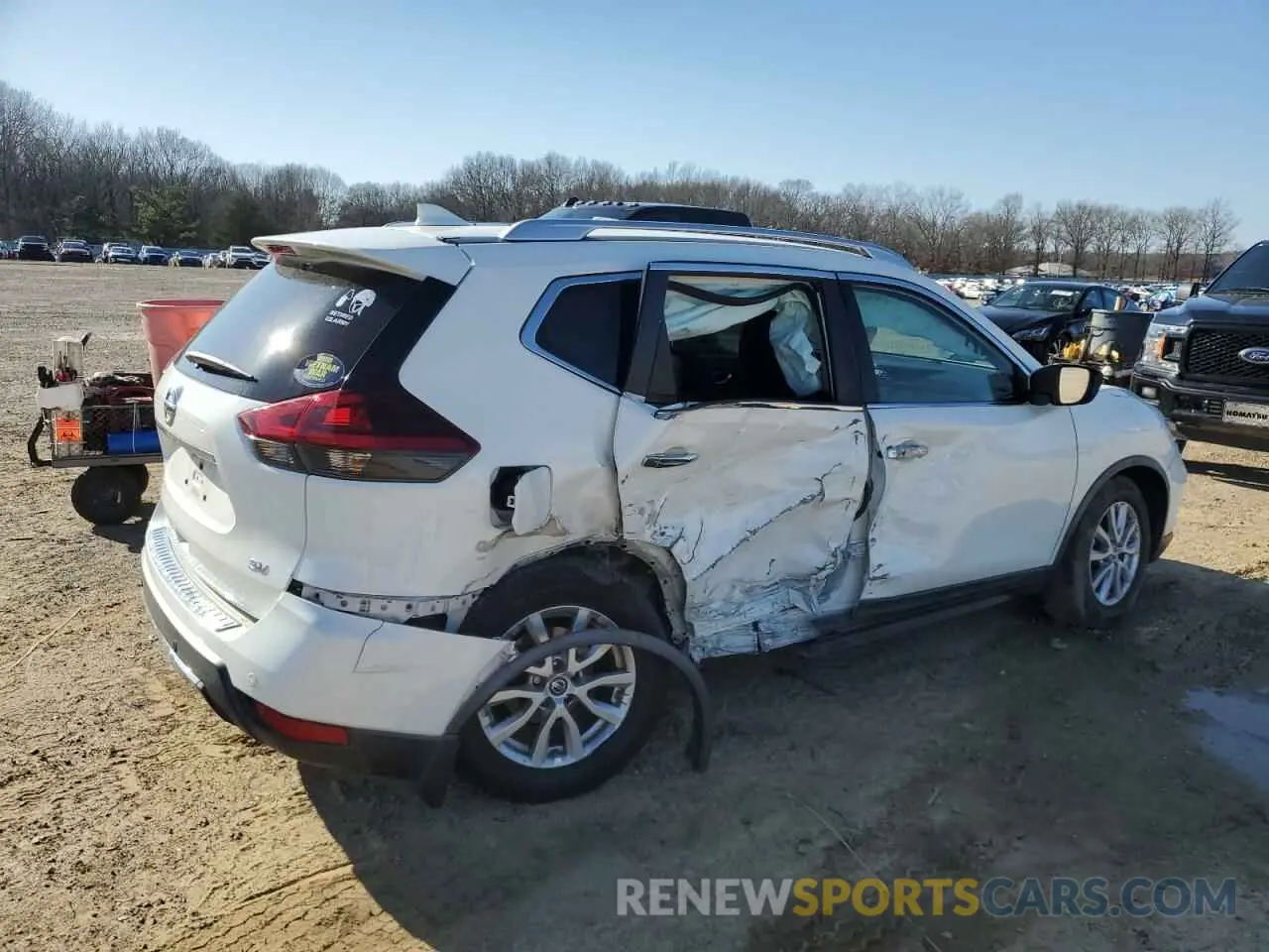 3 Photograph of a damaged car KNMAT2MT2LP518697 NISSAN ROGUE 2020