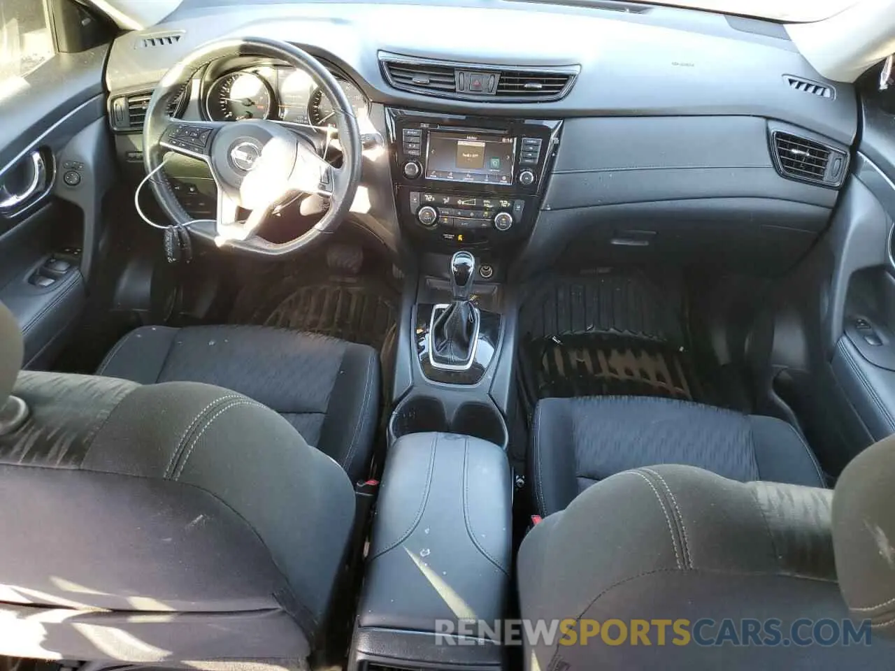 8 Photograph of a damaged car KNMAT2MT2LP518697 NISSAN ROGUE 2020