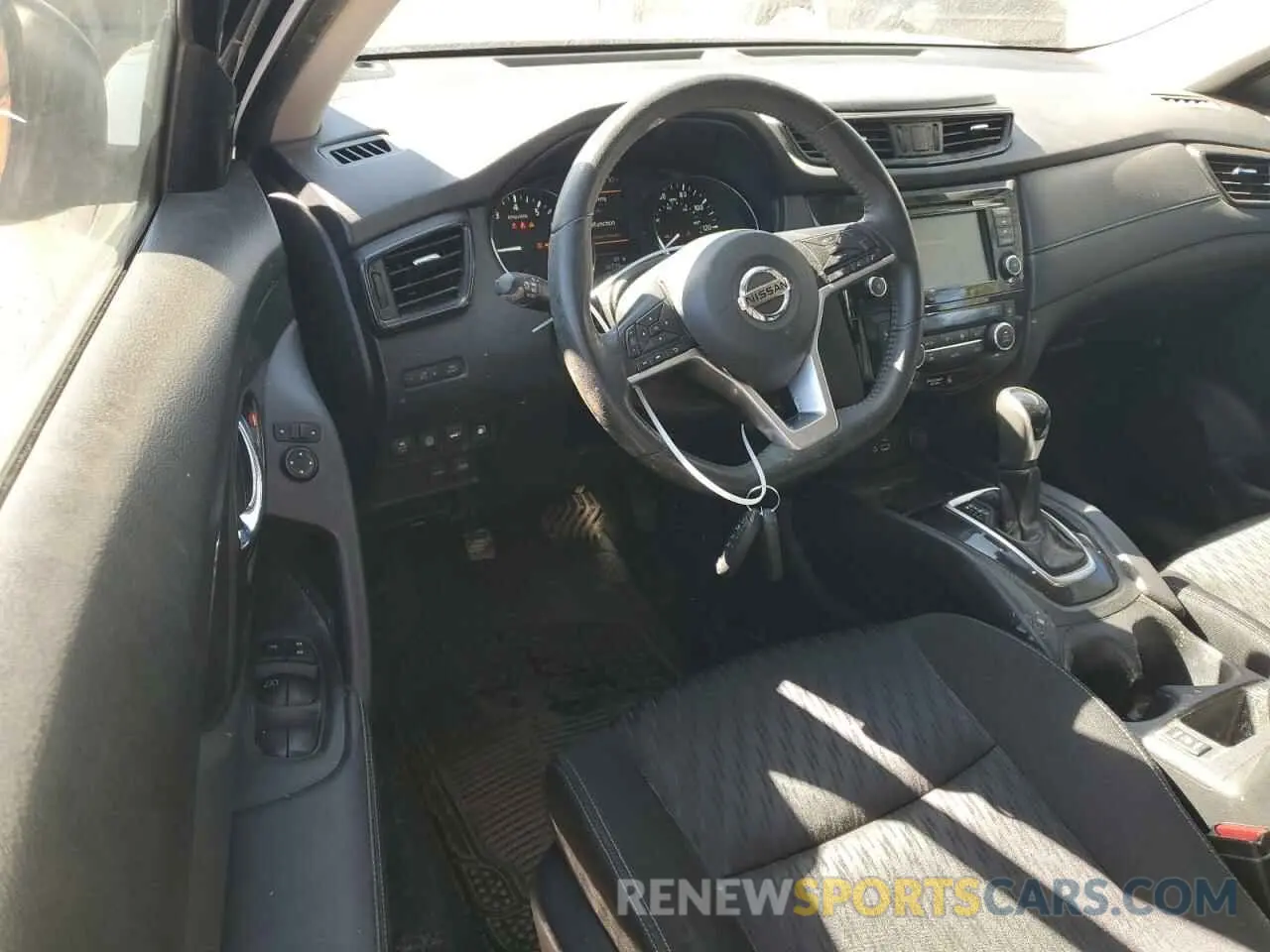 8 Photograph of a damaged car KNMAT2MT2LP525617 NISSAN ROGUE 2020