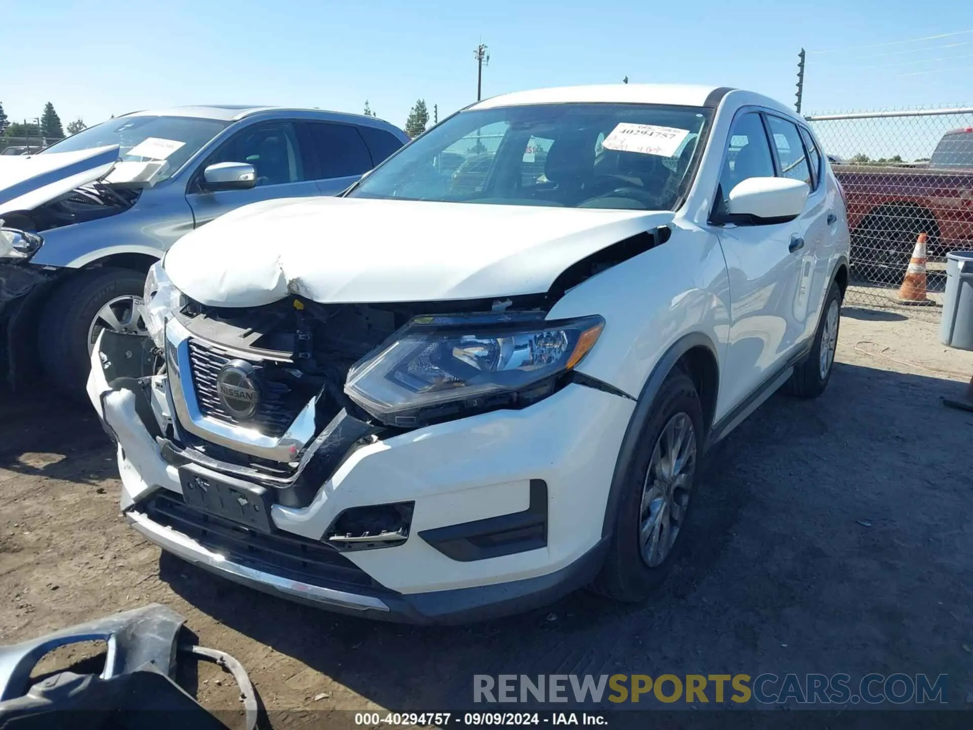 2 Photograph of a damaged car KNMAT2MT2LP533409 NISSAN ROGUE 2020