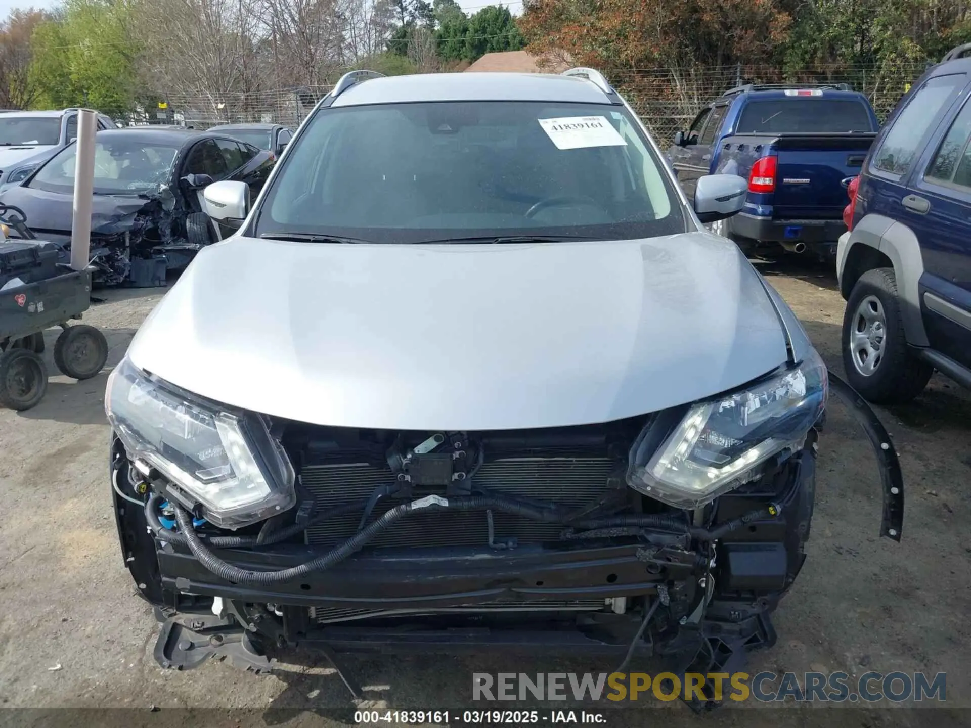 12 Photograph of a damaged car KNMAT2MT2LP533801 NISSAN ROGUE 2020