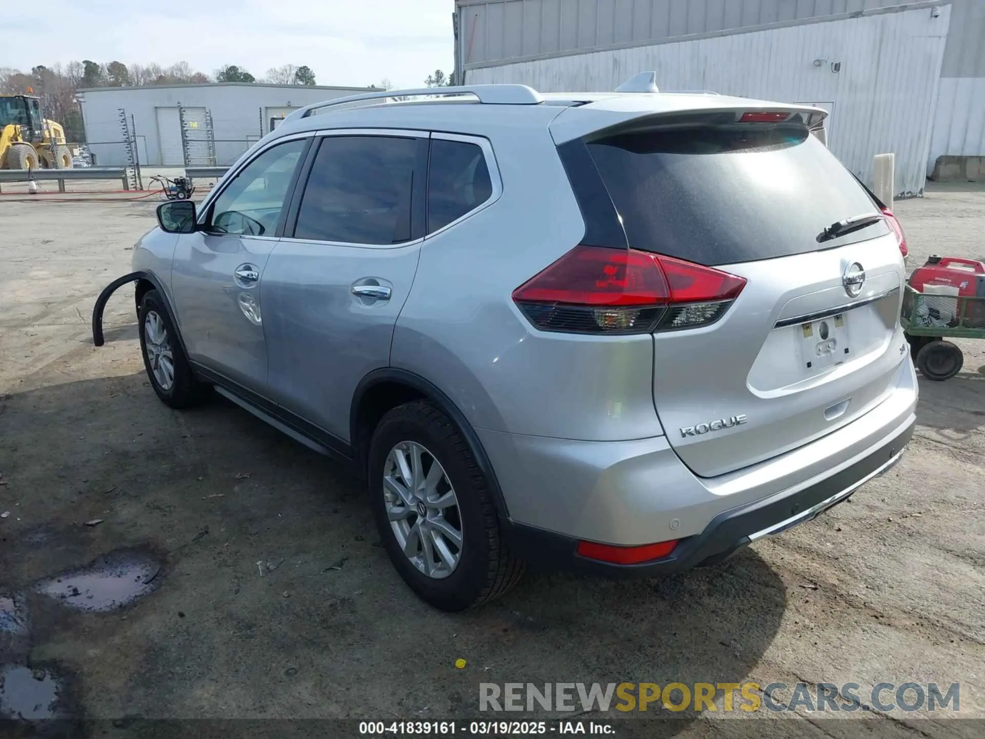 3 Photograph of a damaged car KNMAT2MT2LP533801 NISSAN ROGUE 2020