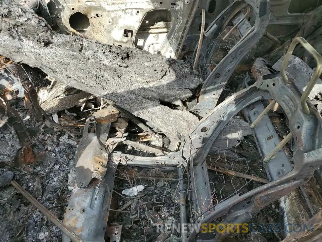 7 Photograph of a damaged car KNMAT2MT2LP542952 NISSAN ROGUE 2020