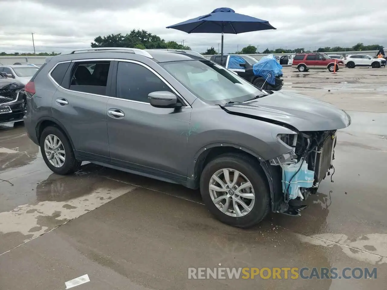 4 Photograph of a damaged car KNMAT2MT3LP514464 NISSAN ROGUE 2020