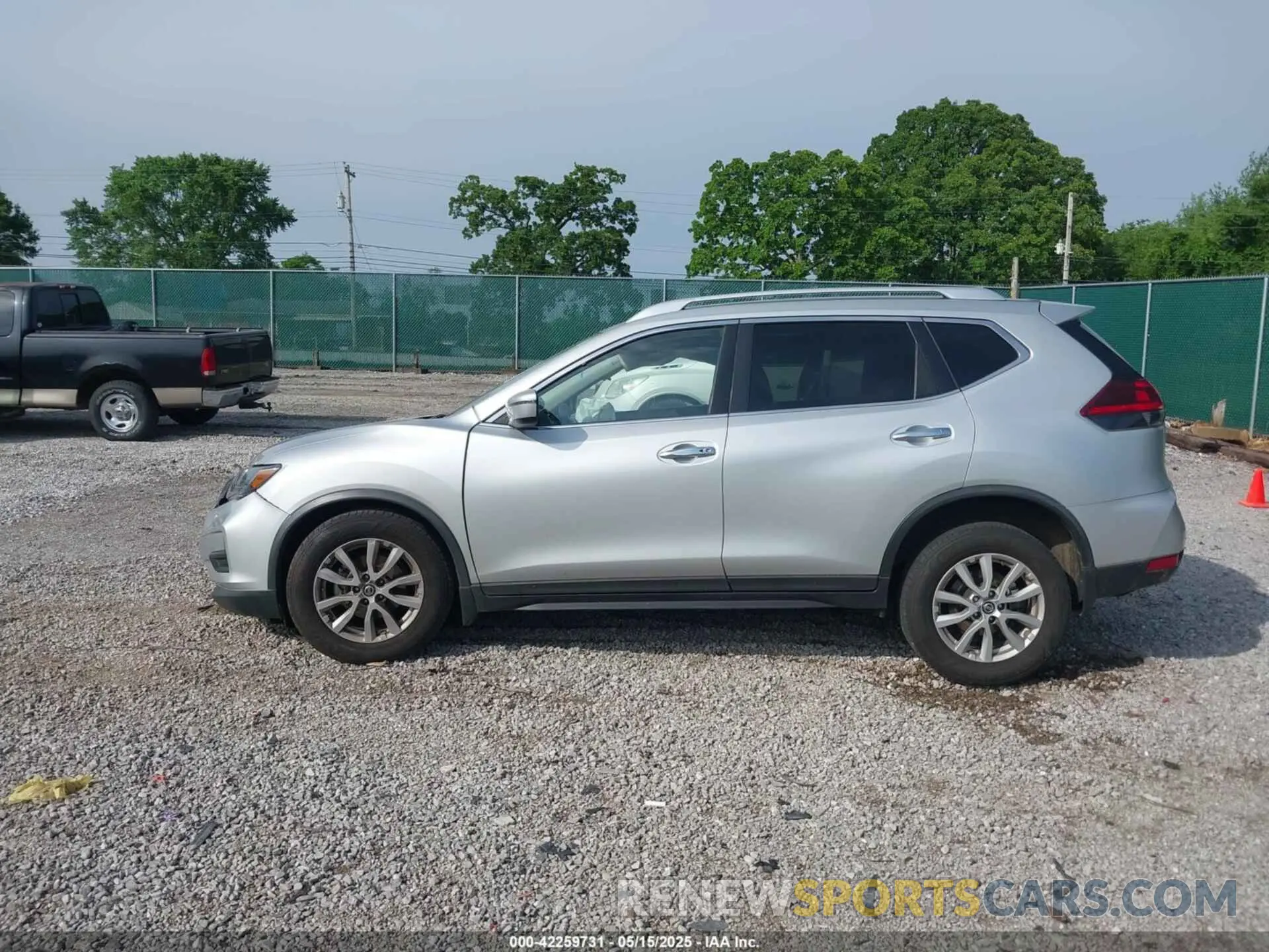 13 Photograph of a damaged car KNMAT2MT3LP524055 NISSAN ROGUE 2020