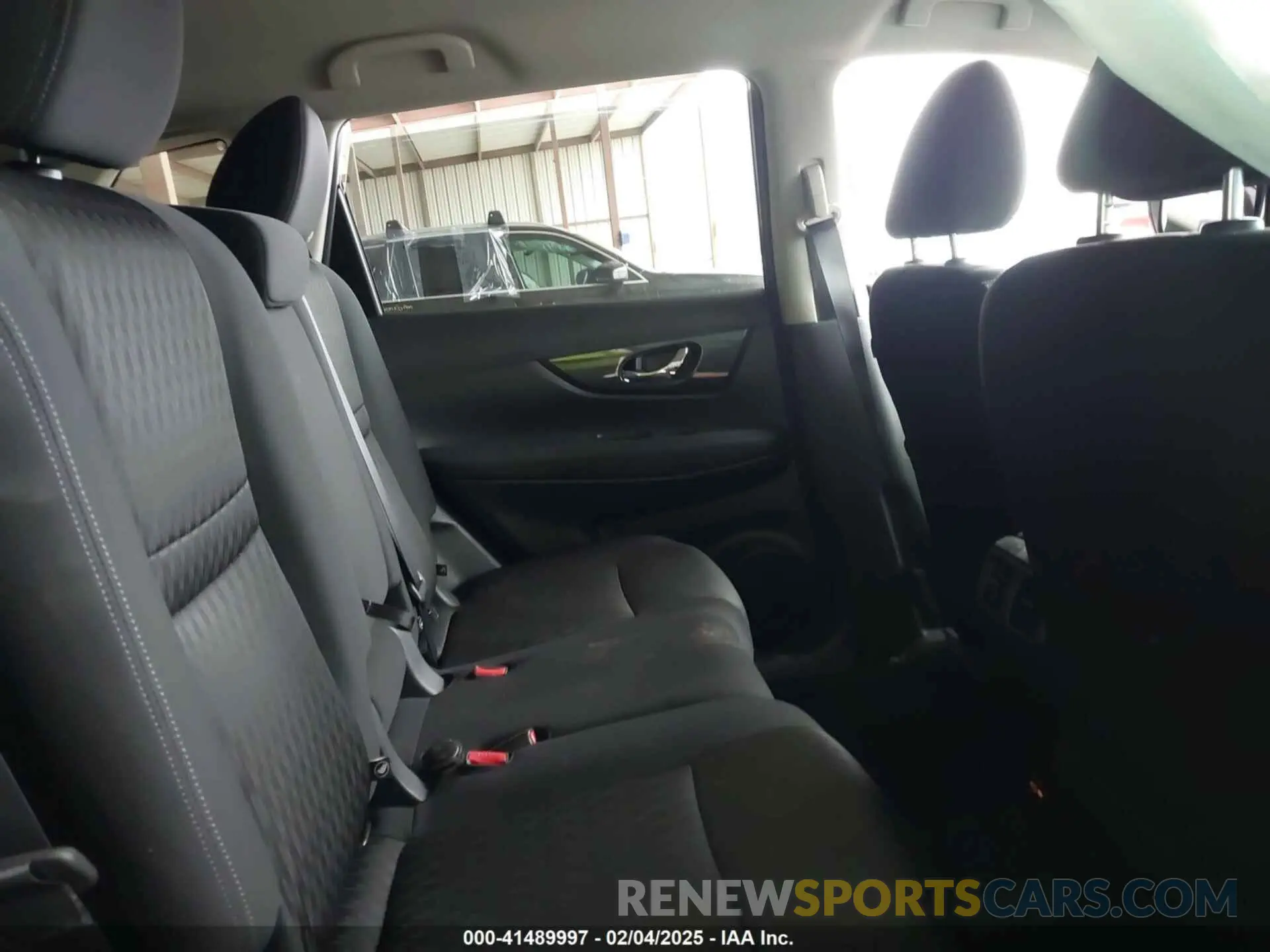 8 Photograph of a damaged car KNMAT2MT3LP534343 NISSAN ROGUE 2020
