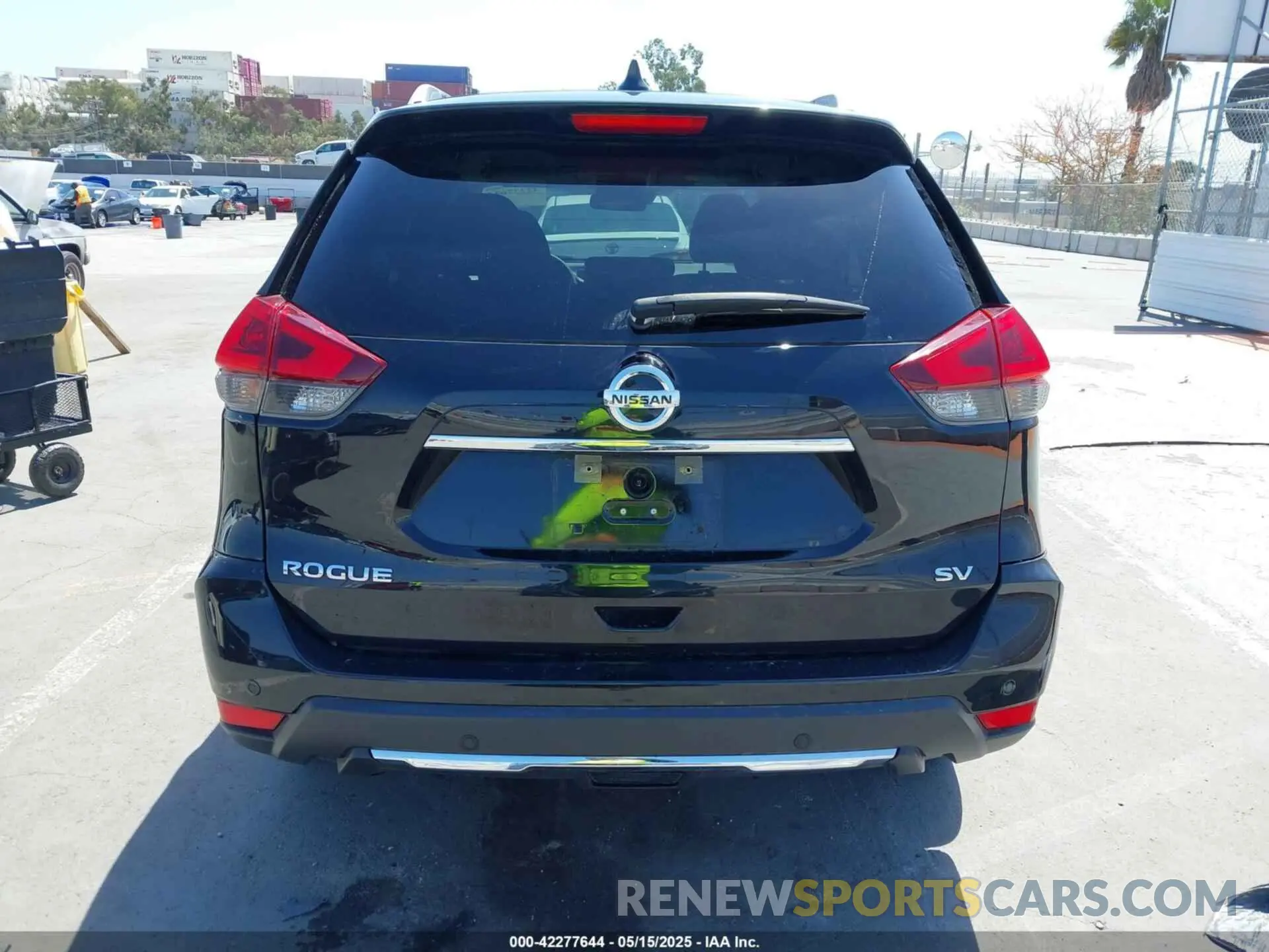 16 Photograph of a damaged car KNMAT2MT4LP526705 NISSAN ROGUE 2020