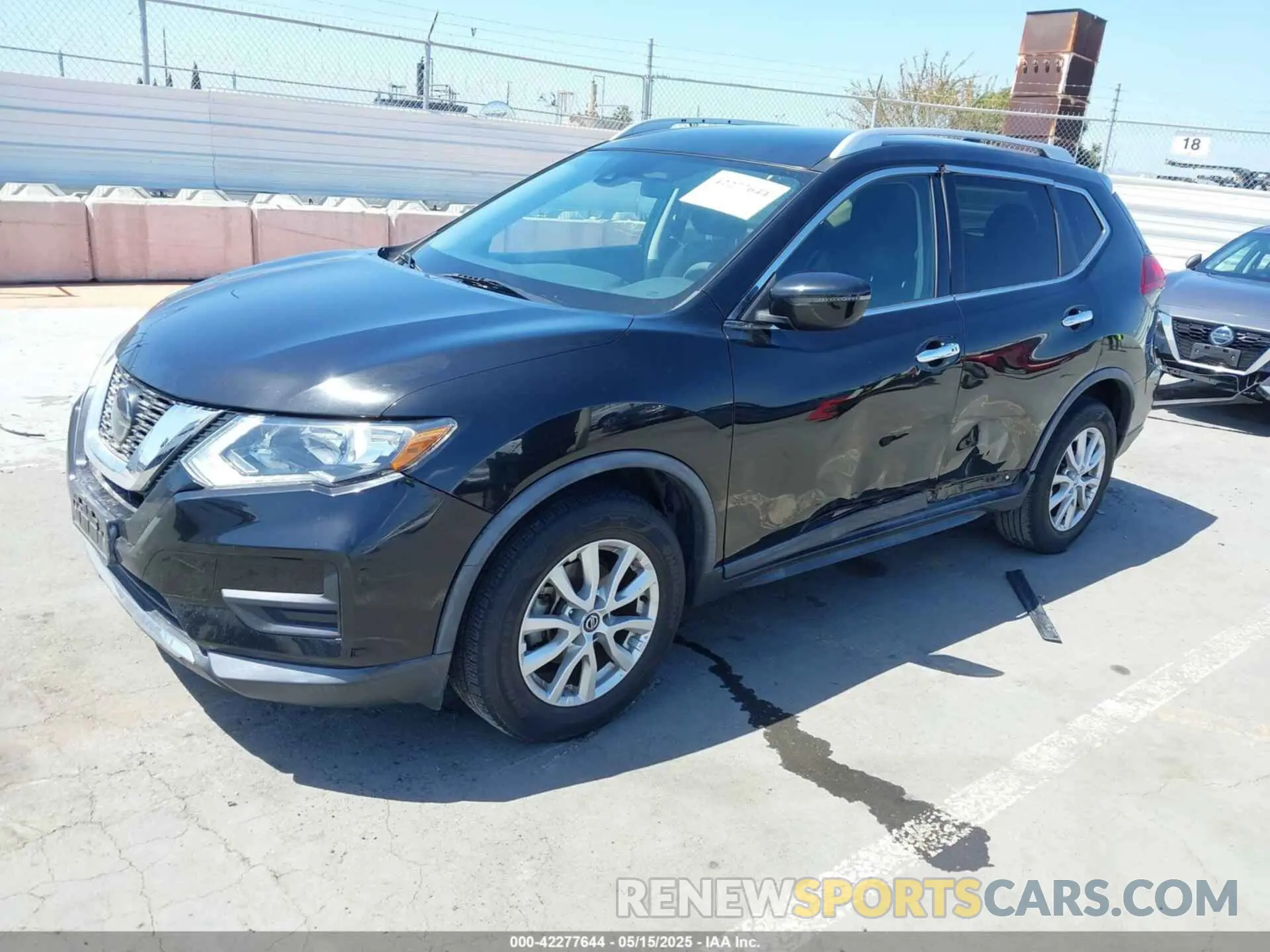 2 Photograph of a damaged car KNMAT2MT4LP526705 NISSAN ROGUE 2020