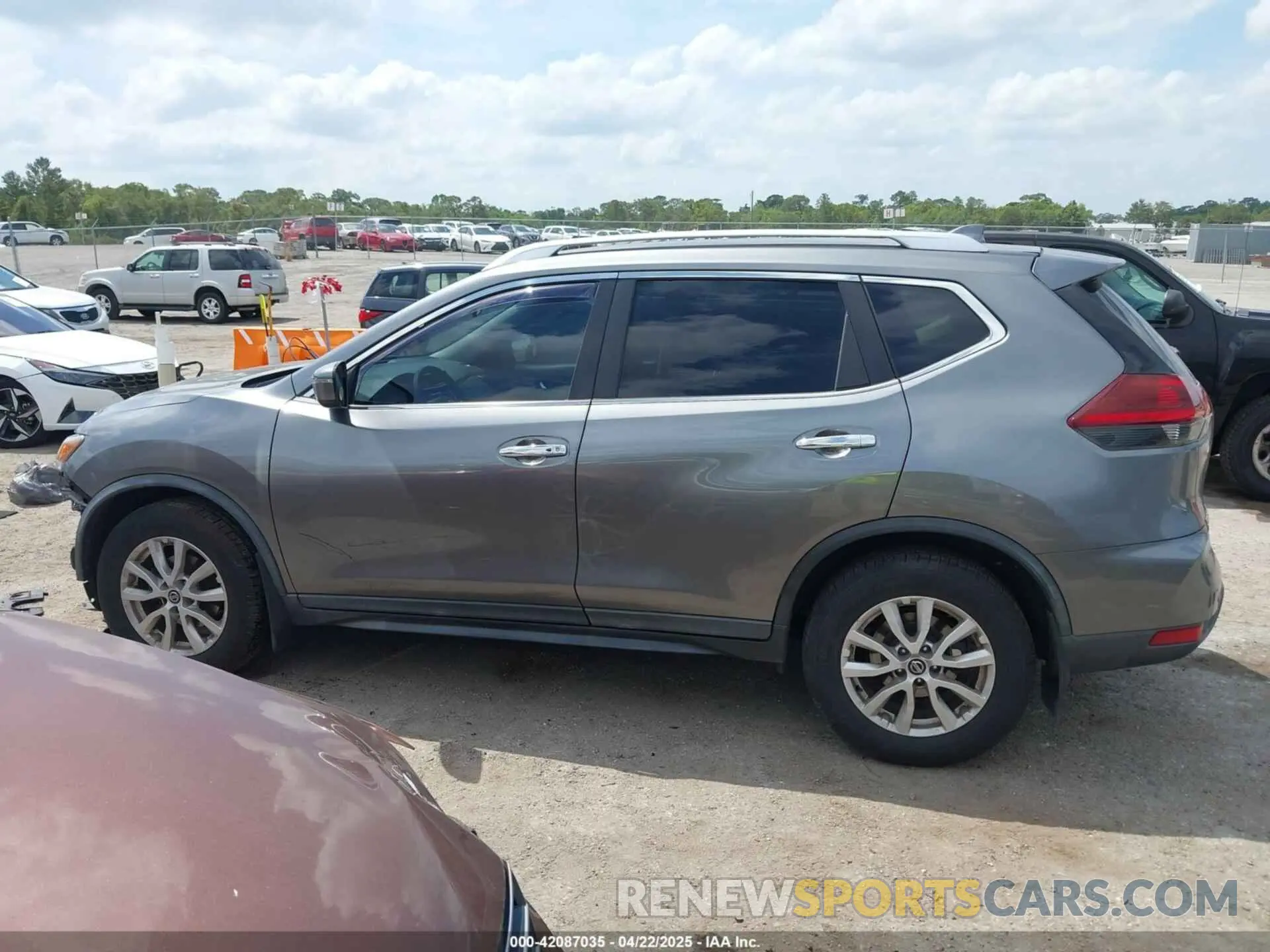 14 Photograph of a damaged car KNMAT2MT4LP531905 NISSAN ROGUE 2020