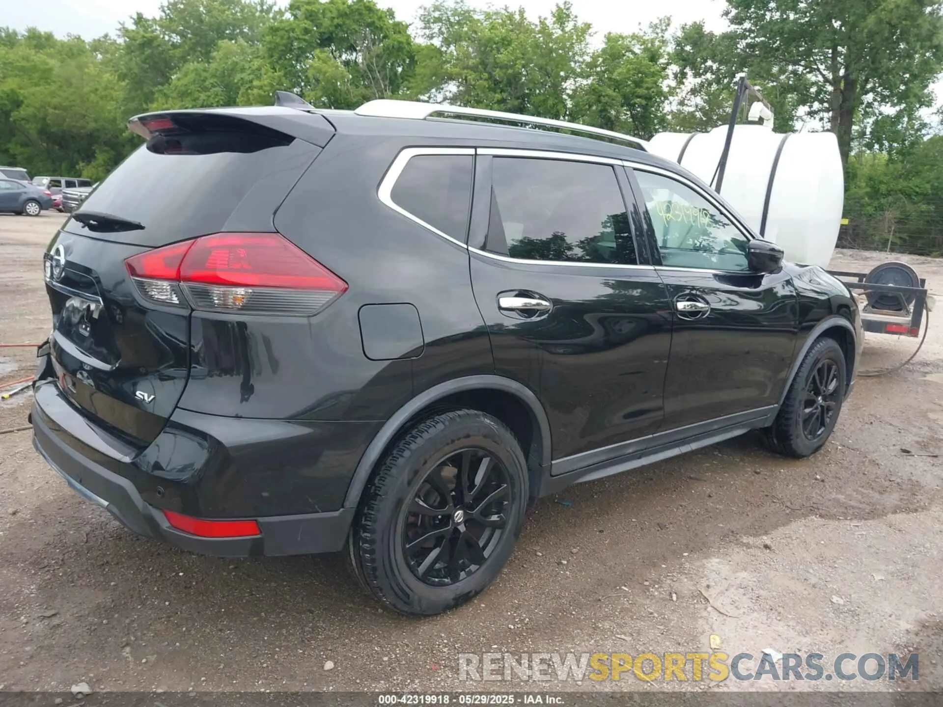 4 Photograph of a damaged car KNMAT2MT4LP532049 NISSAN ROGUE 2020