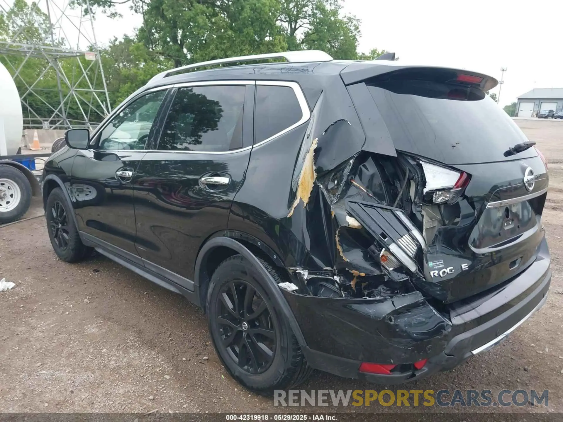 6 Photograph of a damaged car KNMAT2MT4LP532049 NISSAN ROGUE 2020
