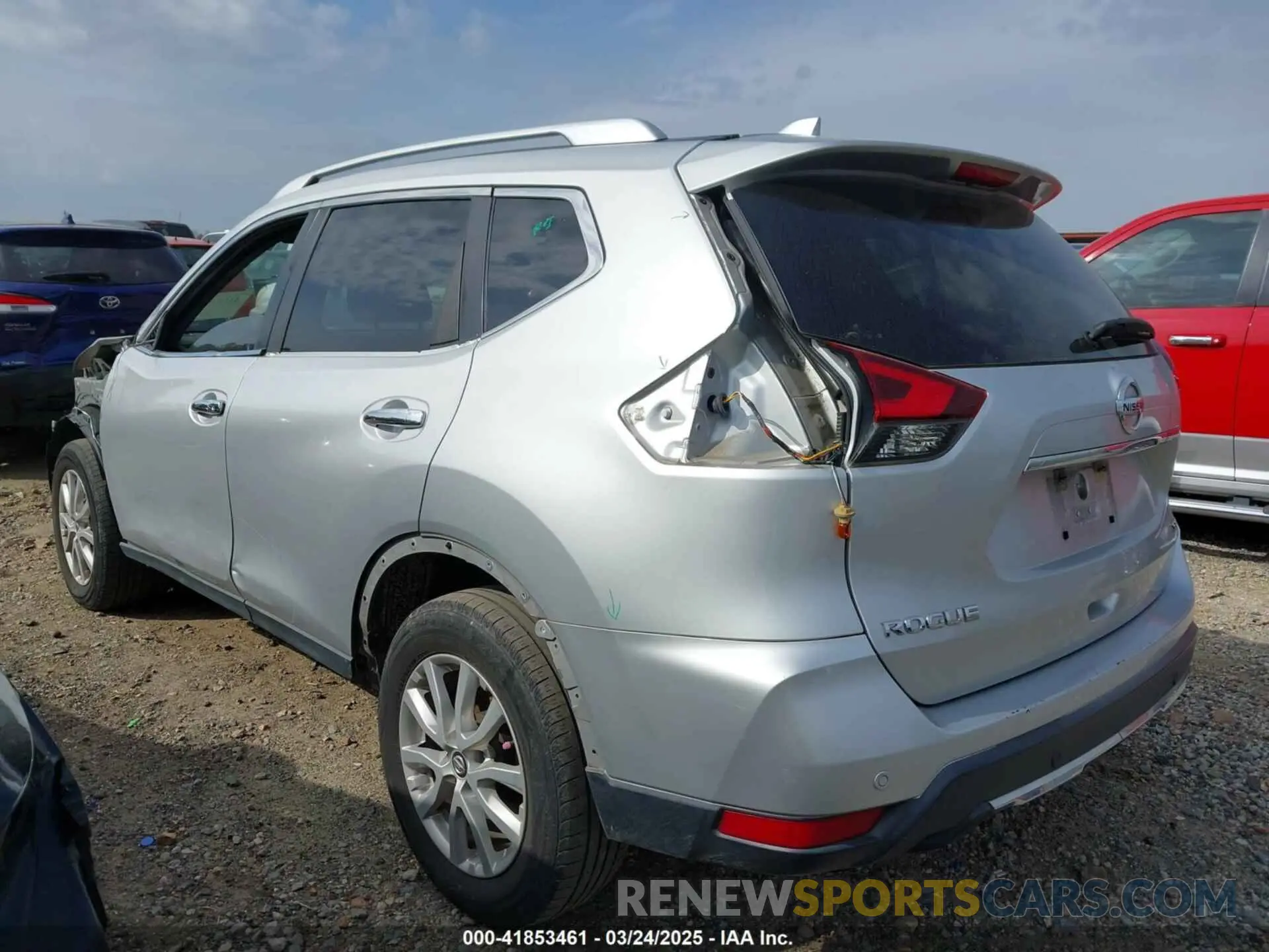 3 Photograph of a damaged car KNMAT2MT4LP541690 NISSAN ROGUE 2020