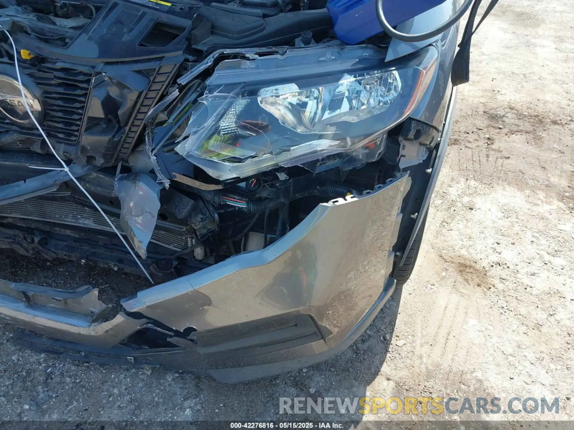 6 Photograph of a damaged car KNMAT2MT5LP514174 NISSAN ROGUE 2020