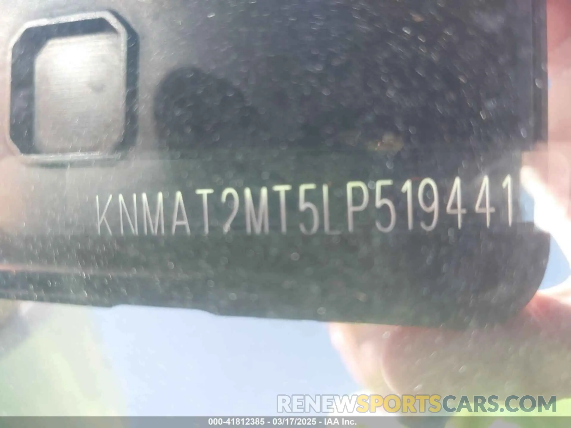 17 Photograph of a damaged car KNMAT2MT5LP519441 NISSAN ROGUE 2020